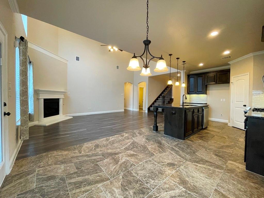 433 Mistflower Springs Dr, Leander, TX 78641