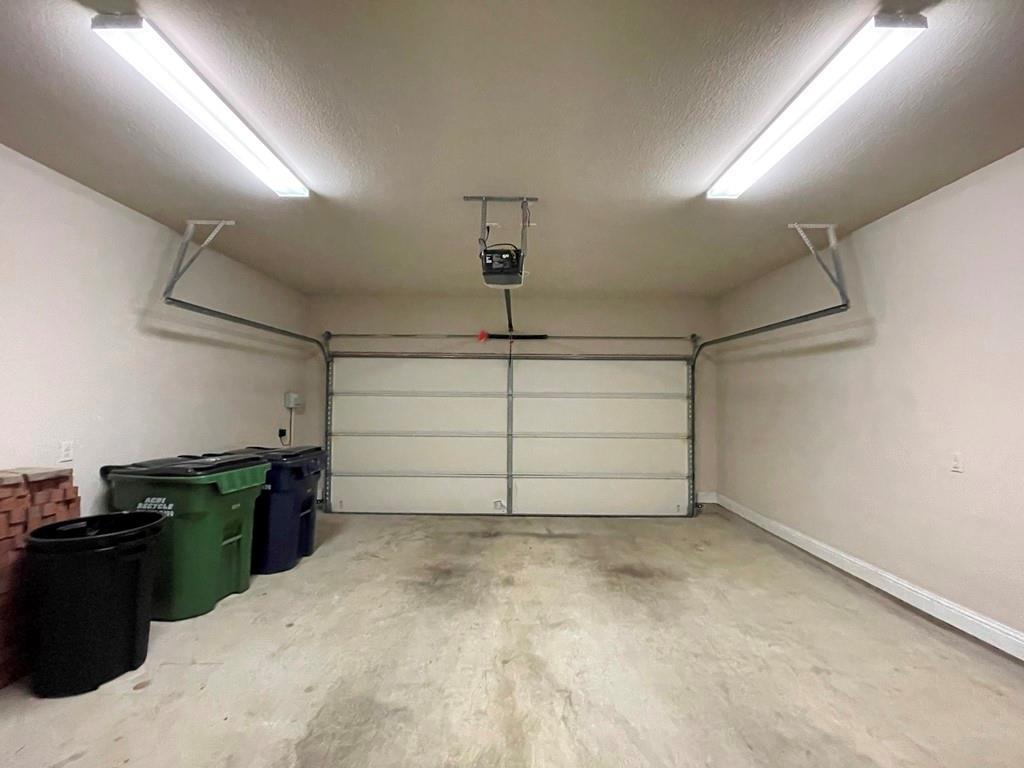 433 Mistflower Springs Dr, Leander, TX 78641