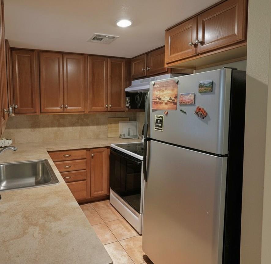 19 Marina Cir, Wimberley, TX 78676