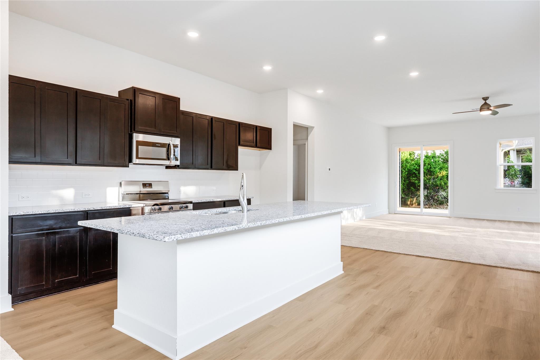 4004 Rockpark Cir, Lago Vista, TX 78645