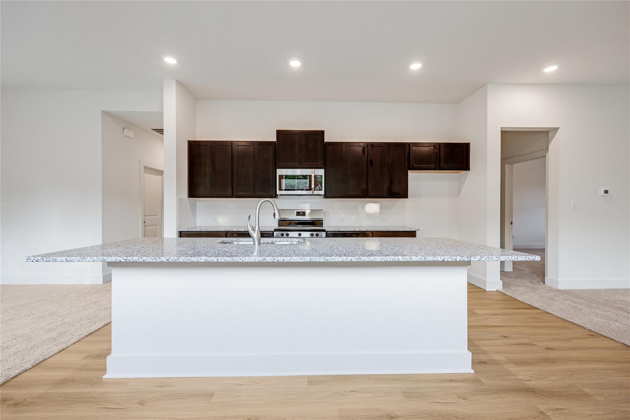 4004 Rockpark Cir, Lago Vista, TX 78645