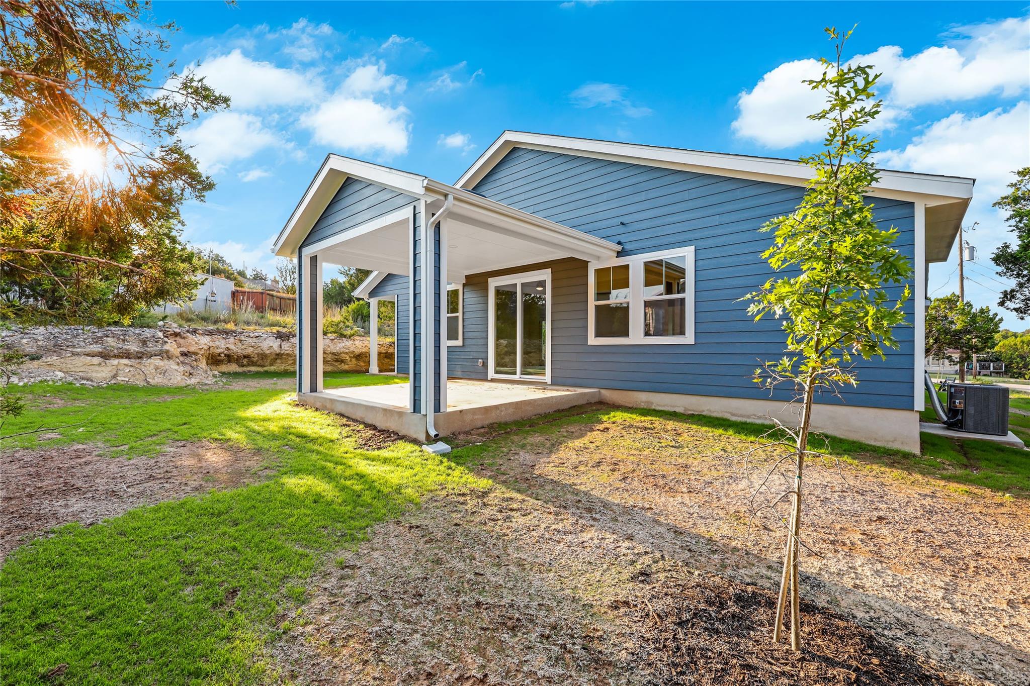 4004 Rockpark Cir, Lago Vista, TX 78645