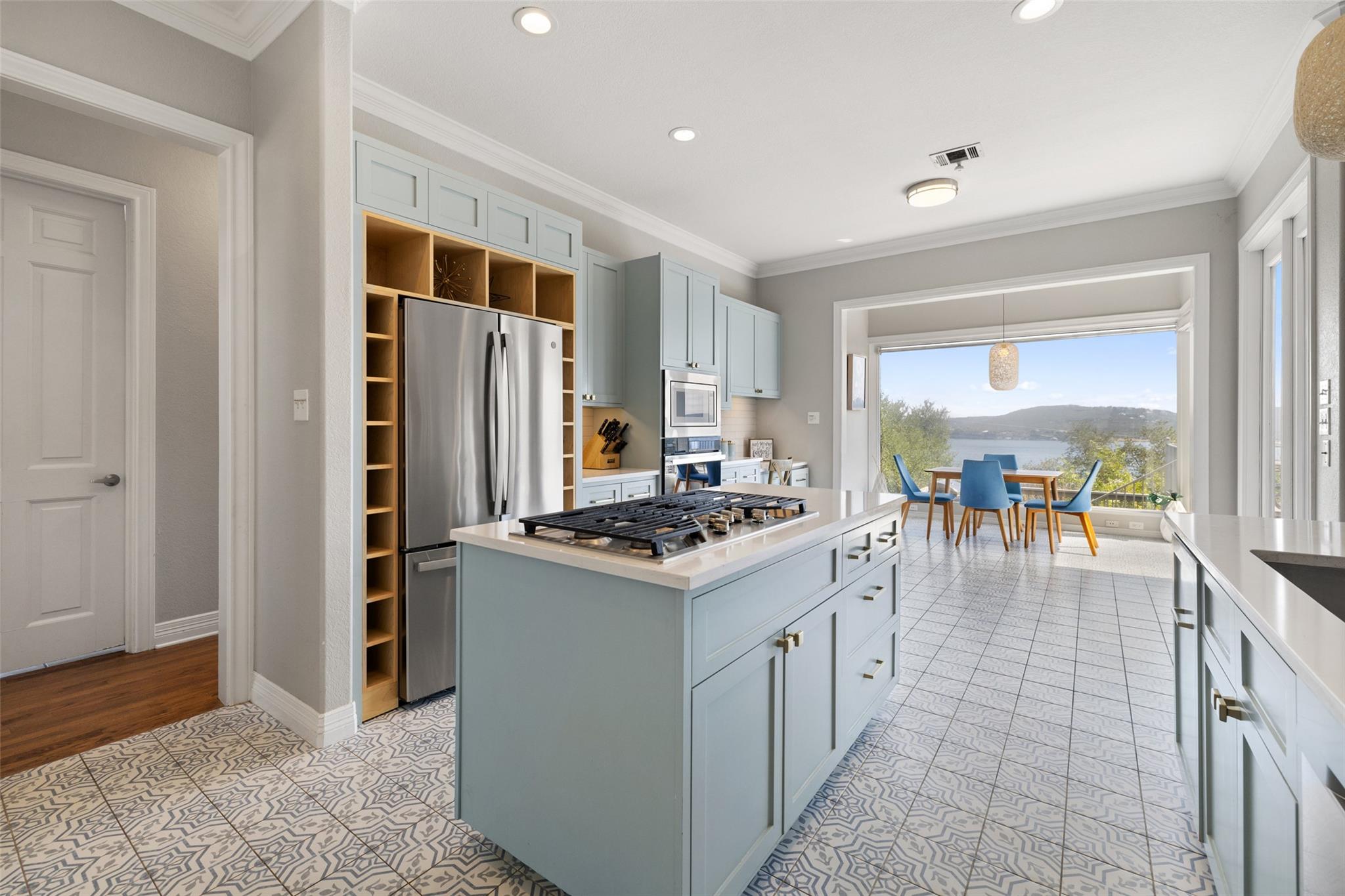 5214 McCormick Mountain Dr, Austin, TX 78734