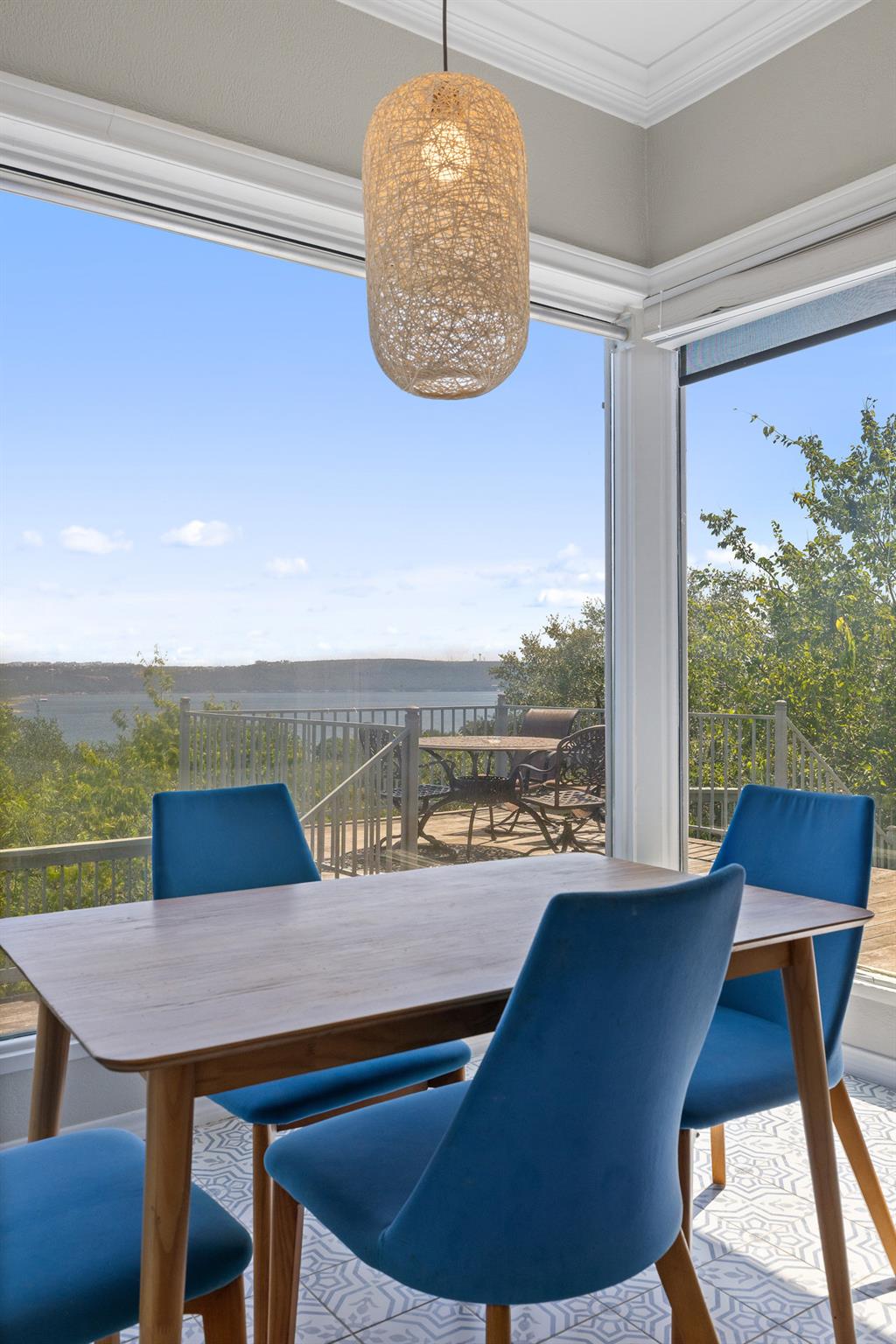 5214 McCormick Mountain Dr, Austin, TX 78734