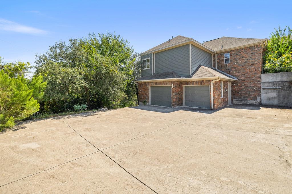 5214 McCormick Mountain Dr, Austin, TX 78734