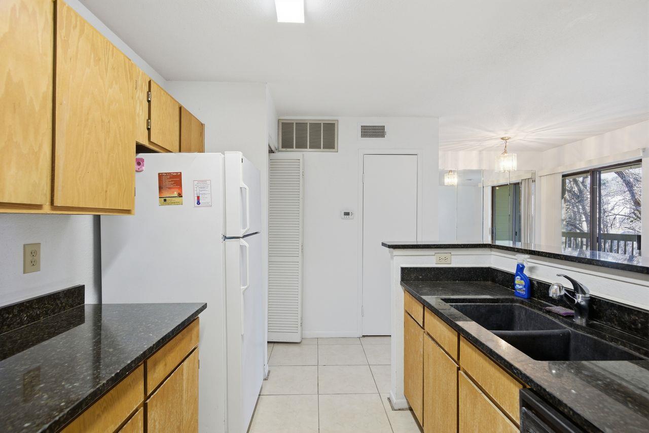 4500 E Oltorf St, Austin, TX 78741