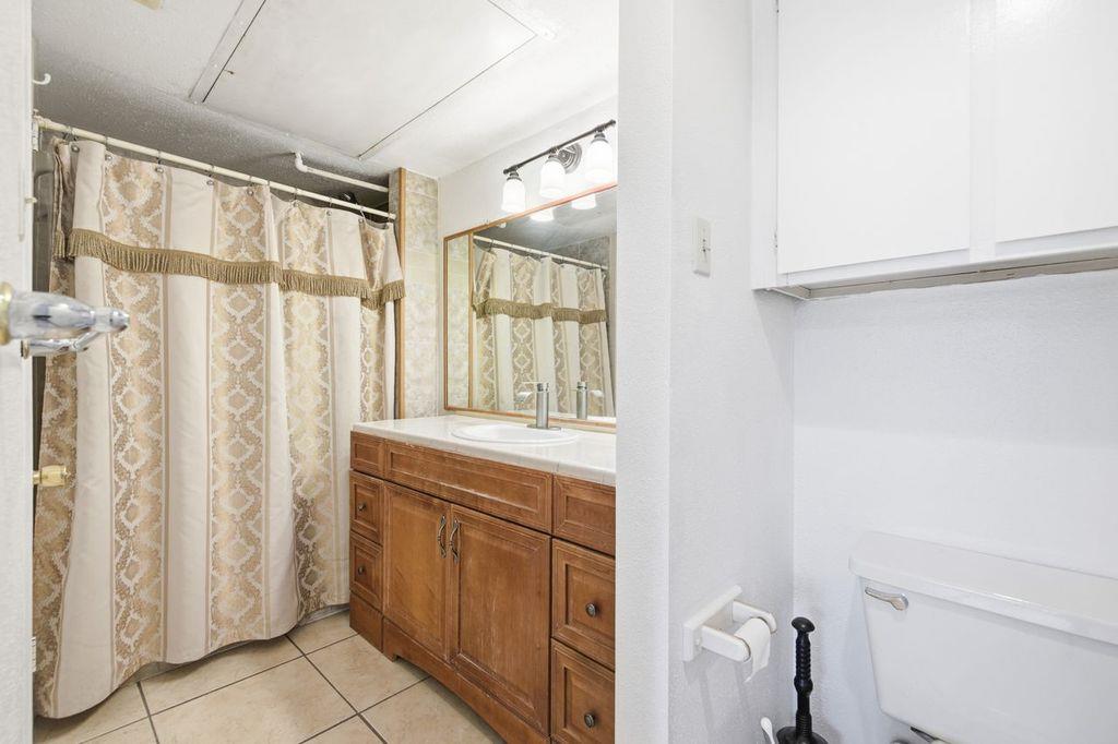 4500 E Oltorf St, Austin, TX 78741