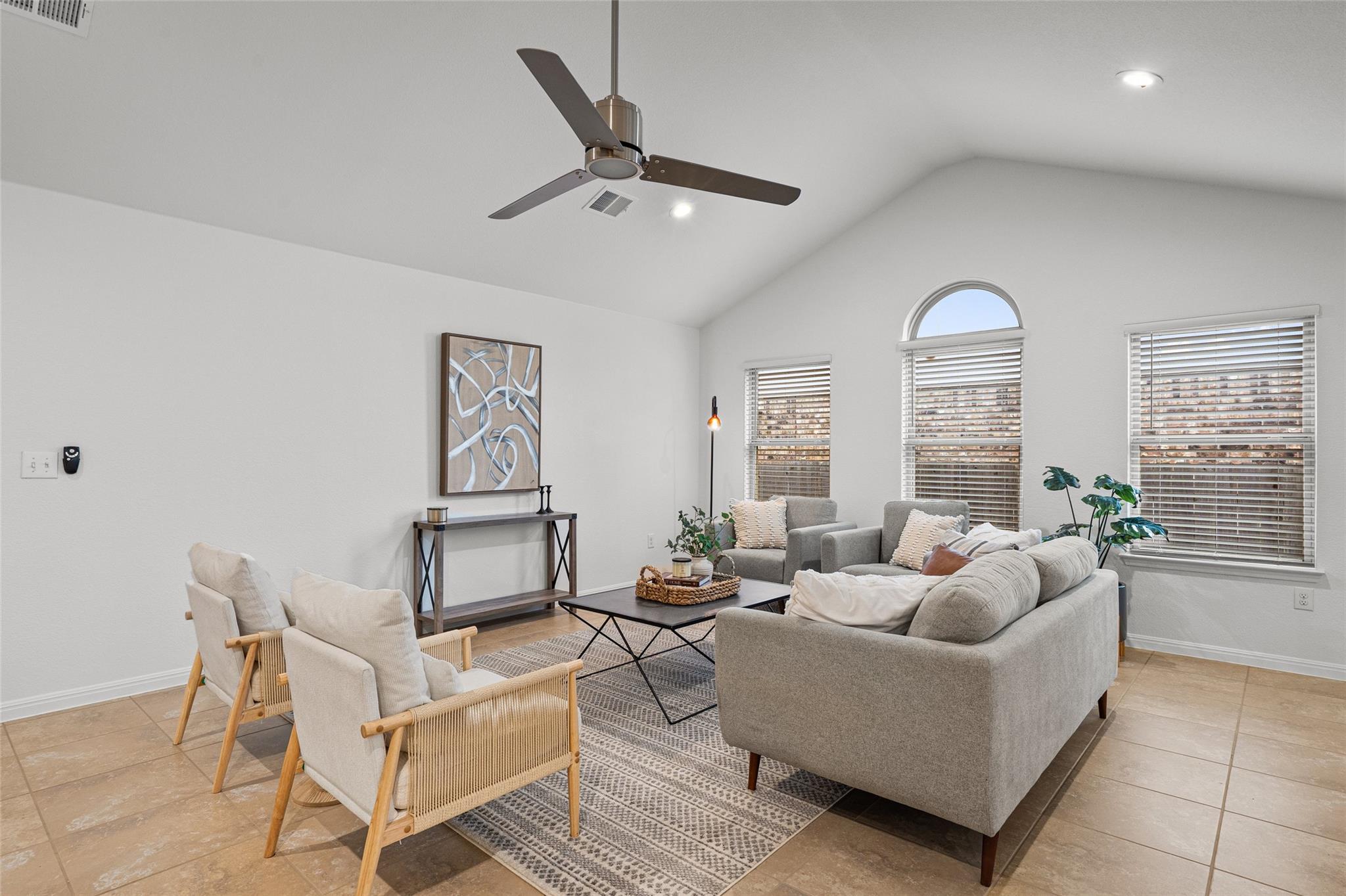 705 Schefer St, Leander, TX 78641