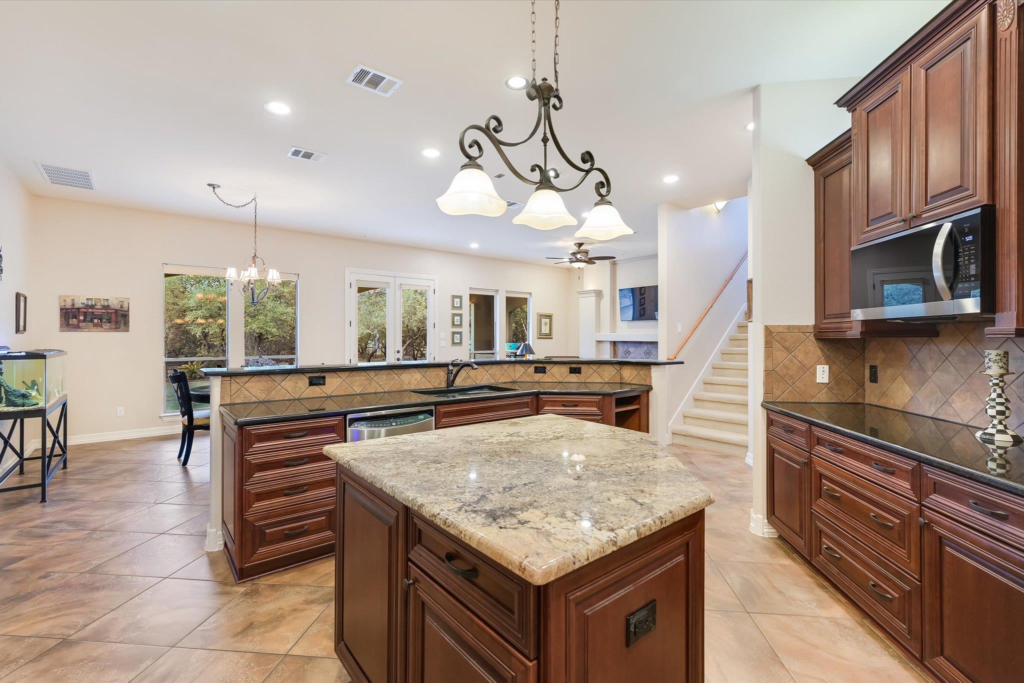 2609 Camel Trl, New Braunfels, TX 78132