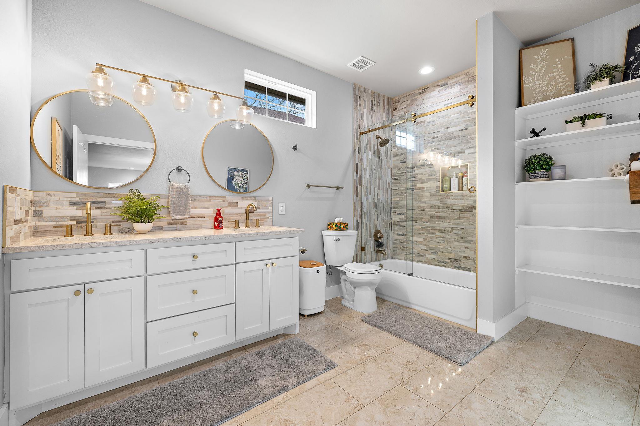 611 Elliott St, Taylor, TX 76574