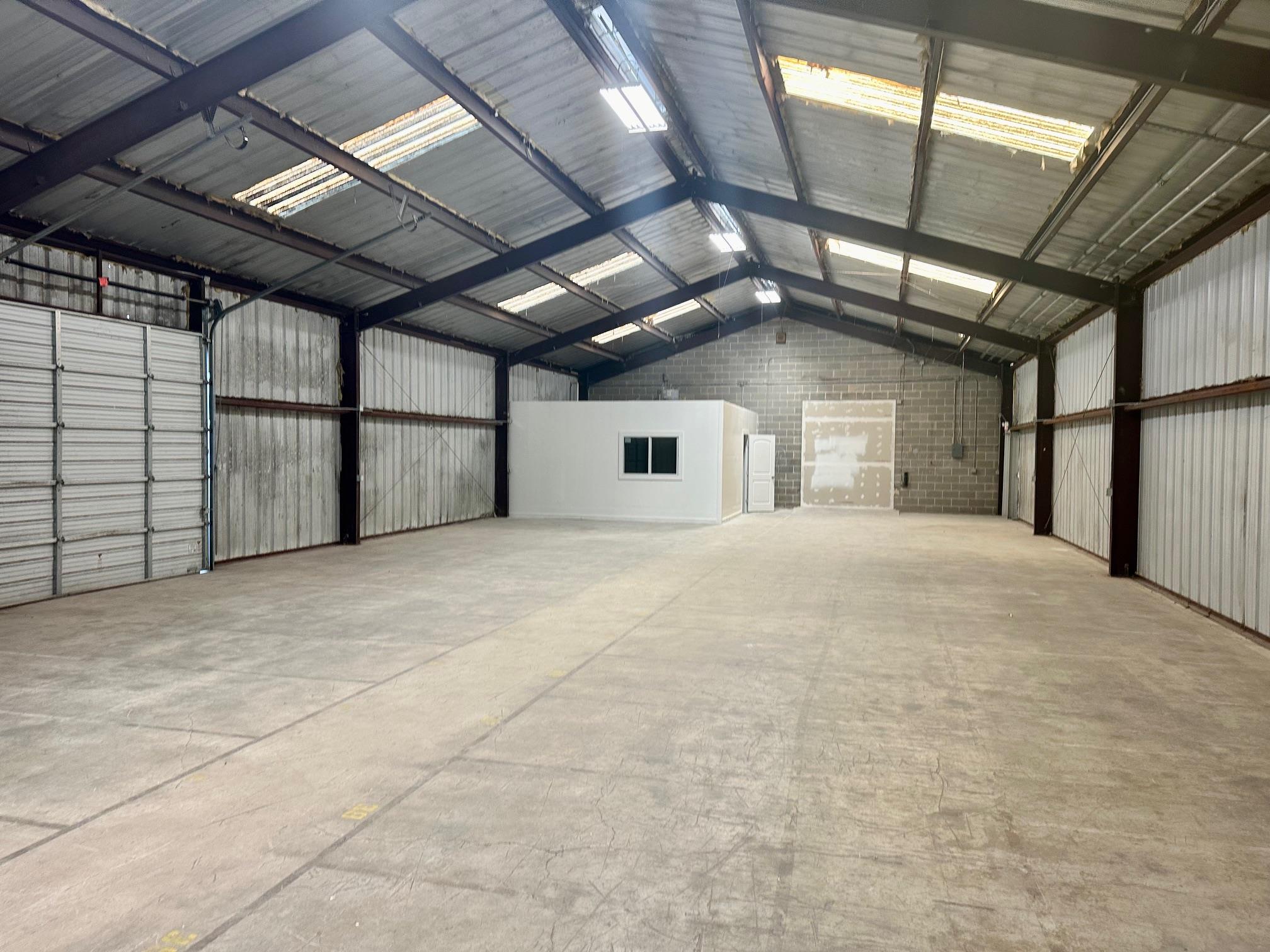 200-232 W New Braunfels St # W1 - W2, Seguin, TX 78155