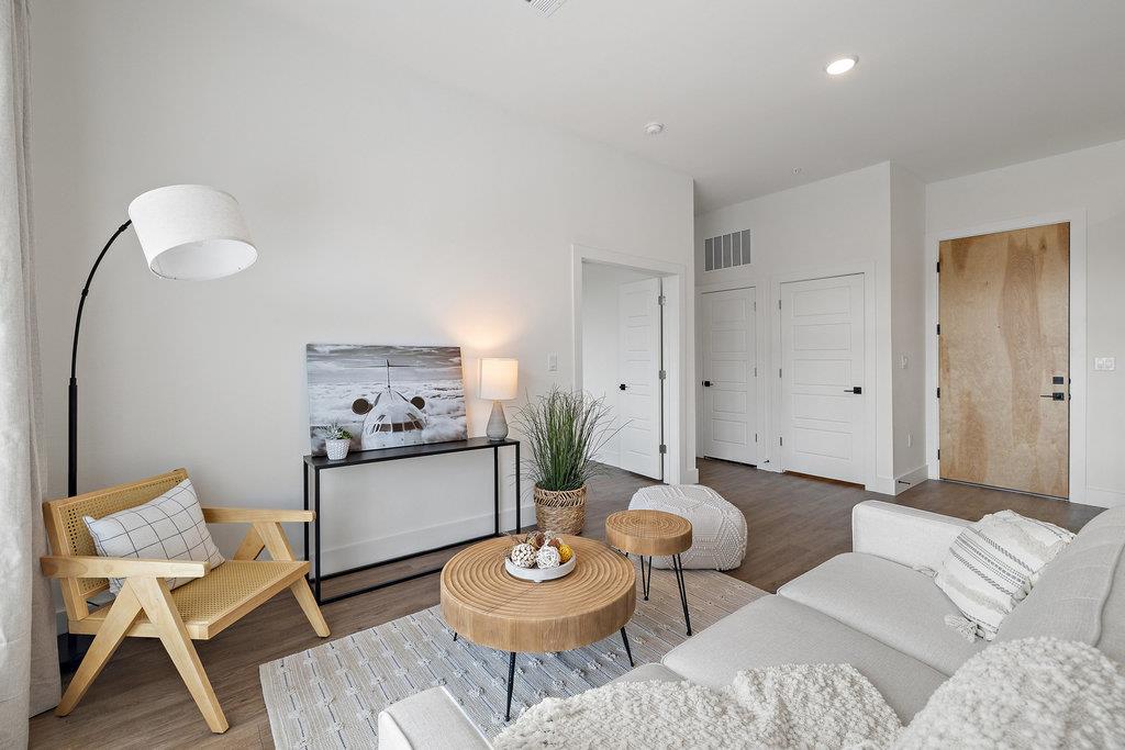 1811 Webberville Rd # 1209, Austin, TX 78721