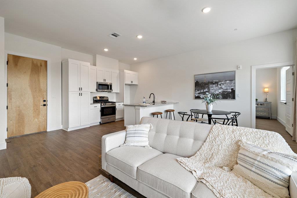 1811 Webberville Rd # 1209, Austin, TX 78721