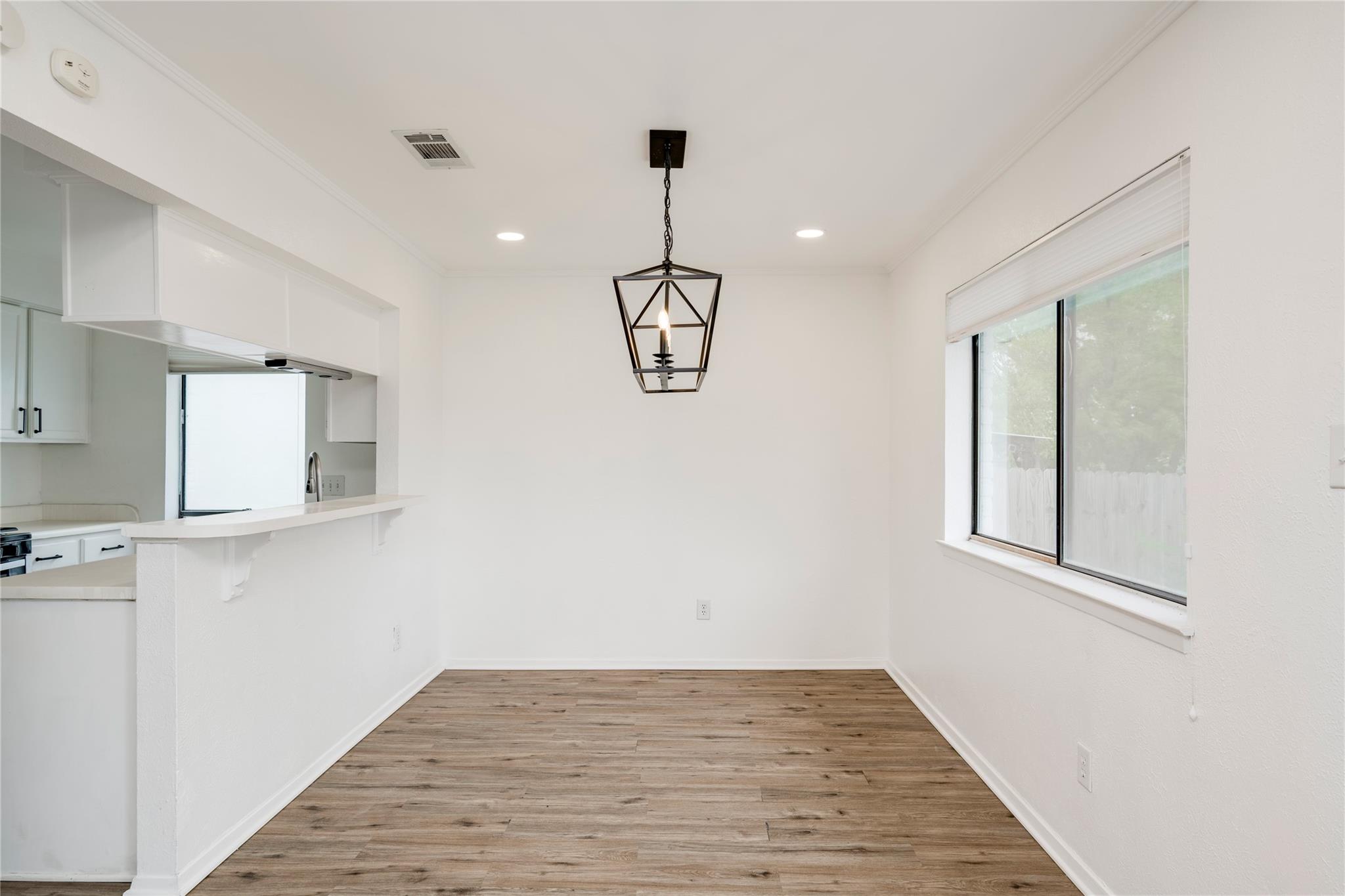 6705 Lancret Hill Dr, Austin, TX 78745