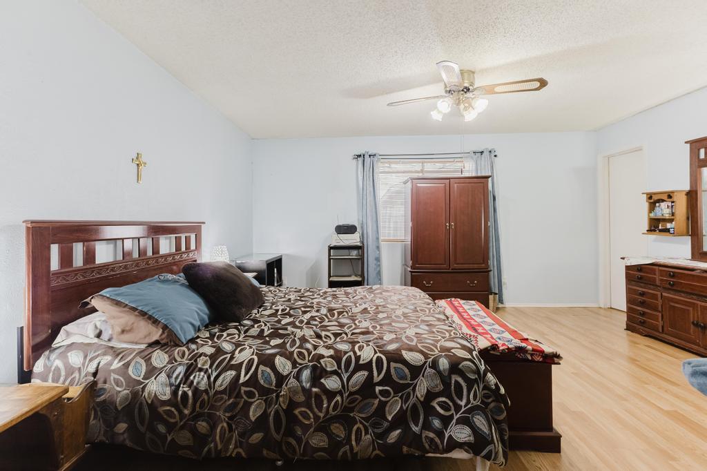 1708 W Mesa Park Dr, Round Rock, TX 78664