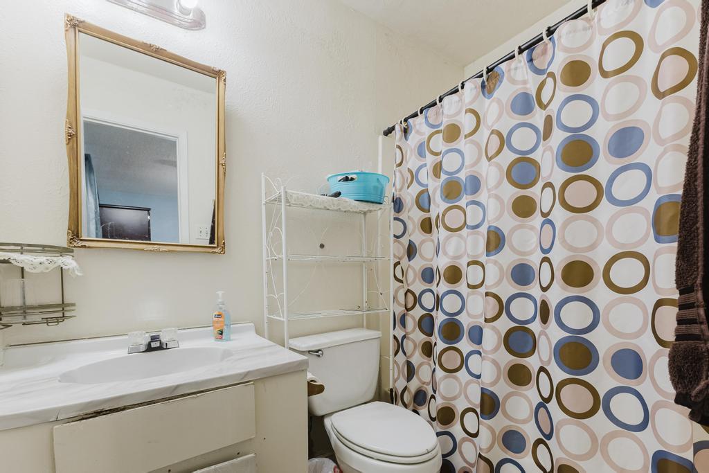 1708 W Mesa Park Dr, Round Rock, TX 78664