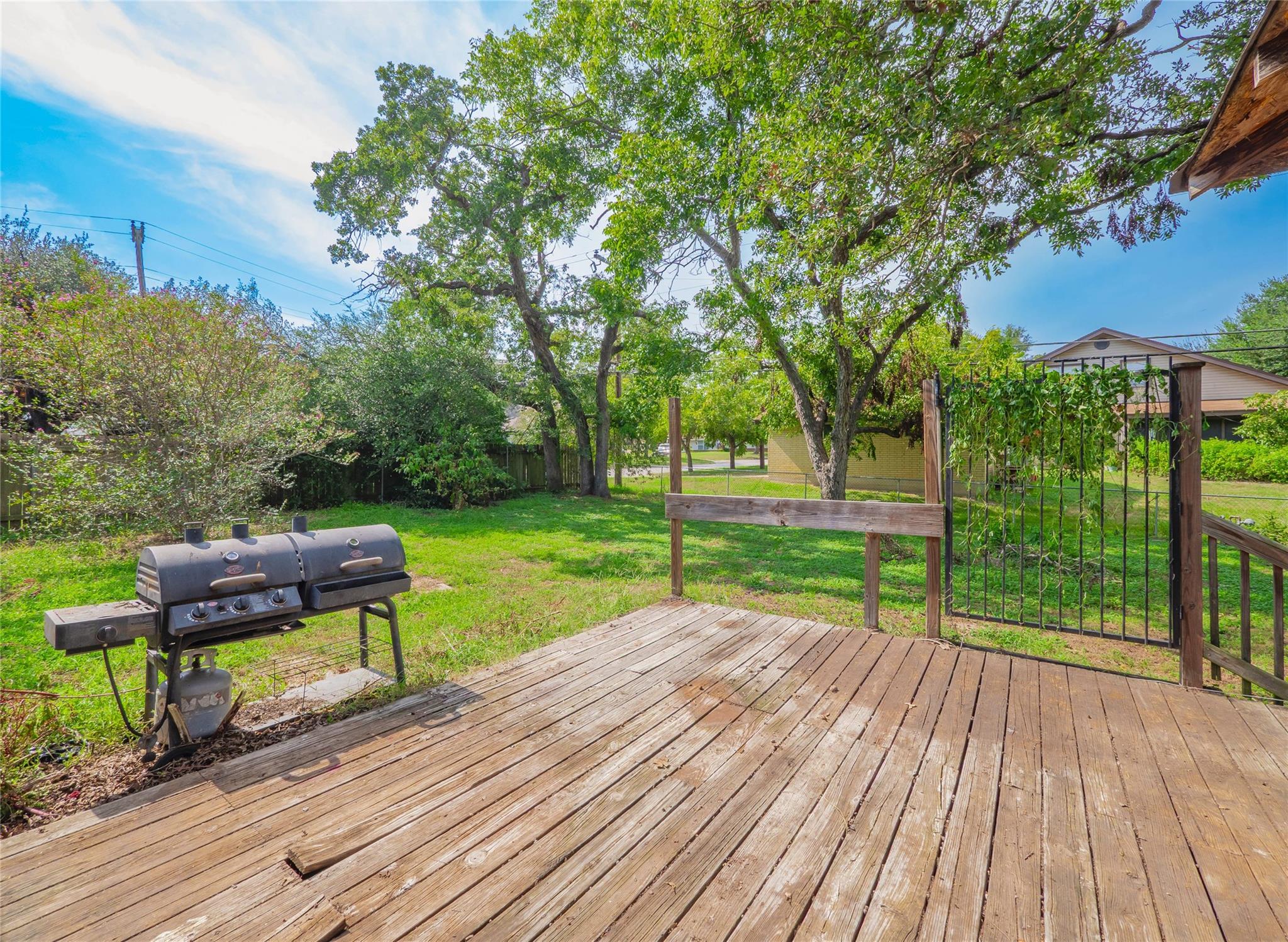 1806 Murray Ave, Rockdale, TX 76567