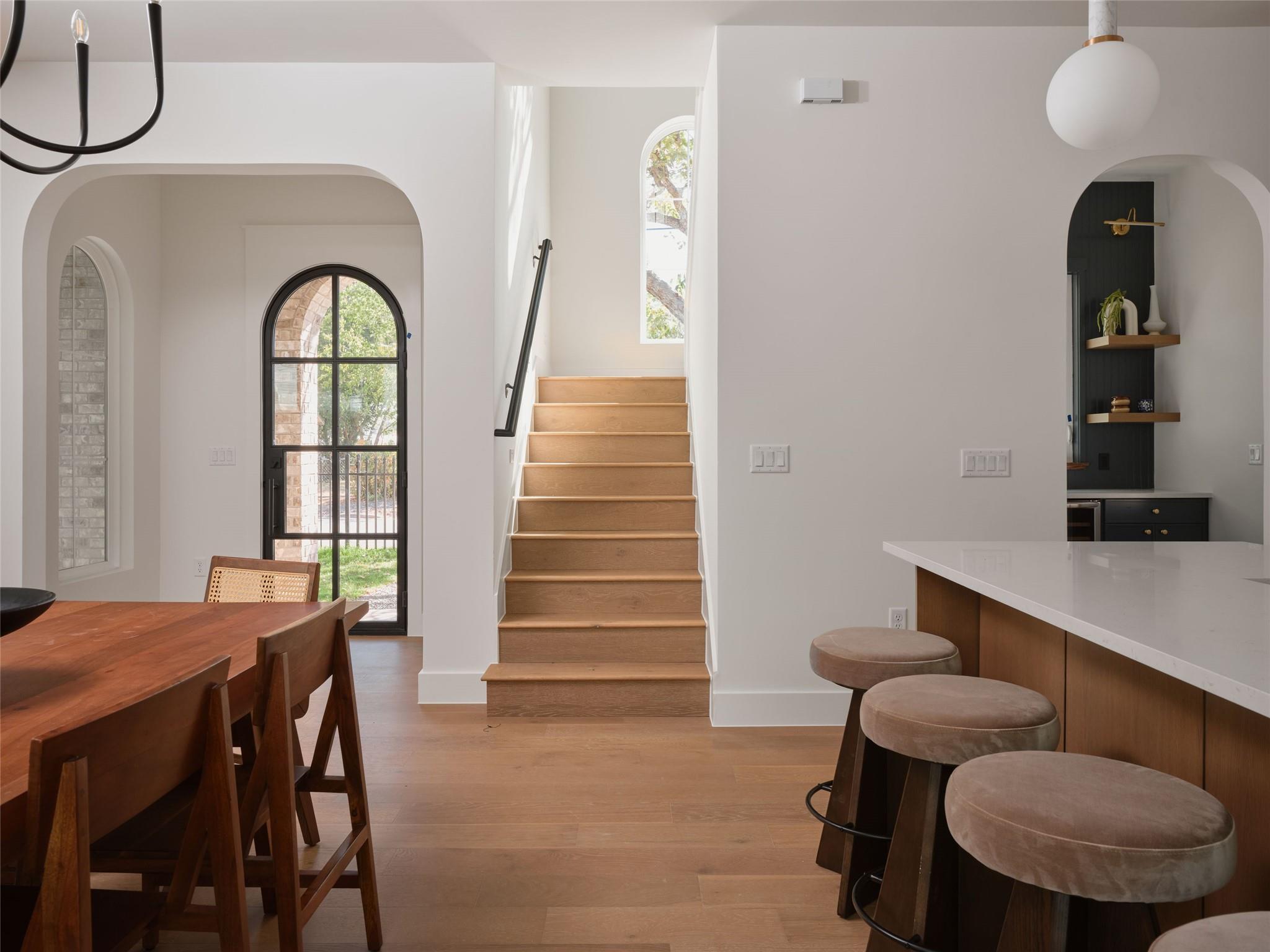 610 Allen St # 1, Austin, TX 78702