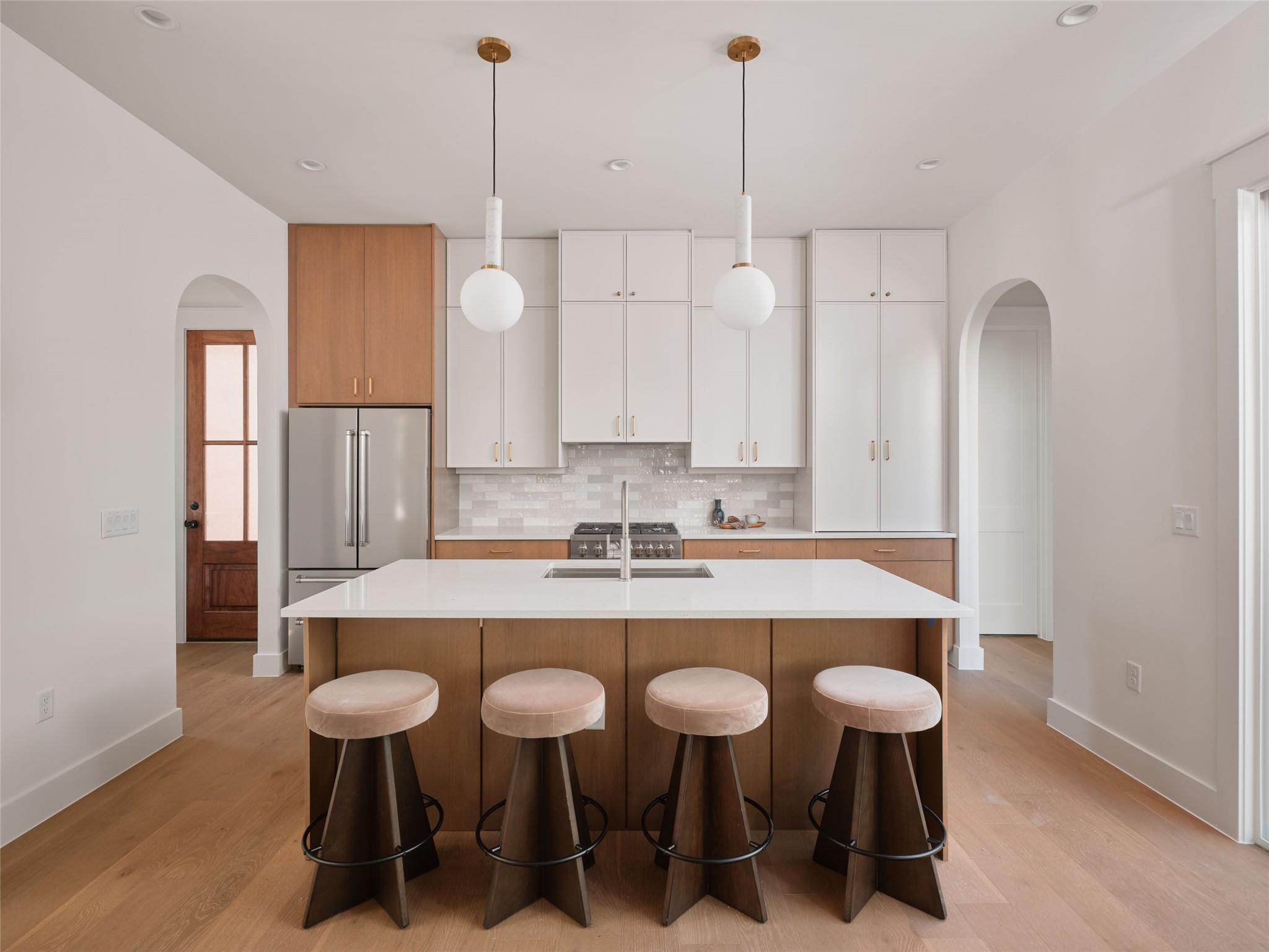 610 Allen St # 1, Austin, TX 78702