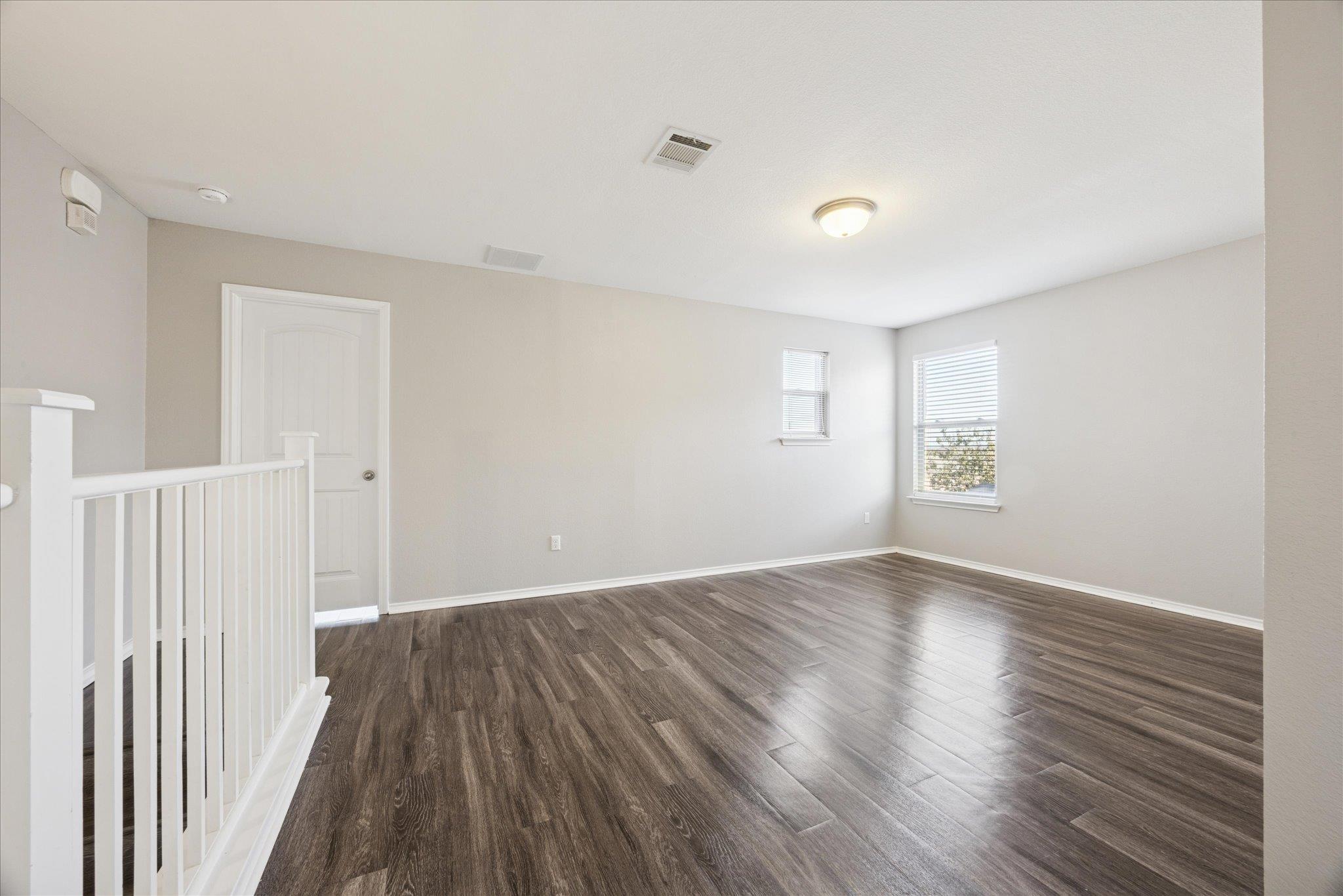 350 Gina Dr, Kyle, TX 78640