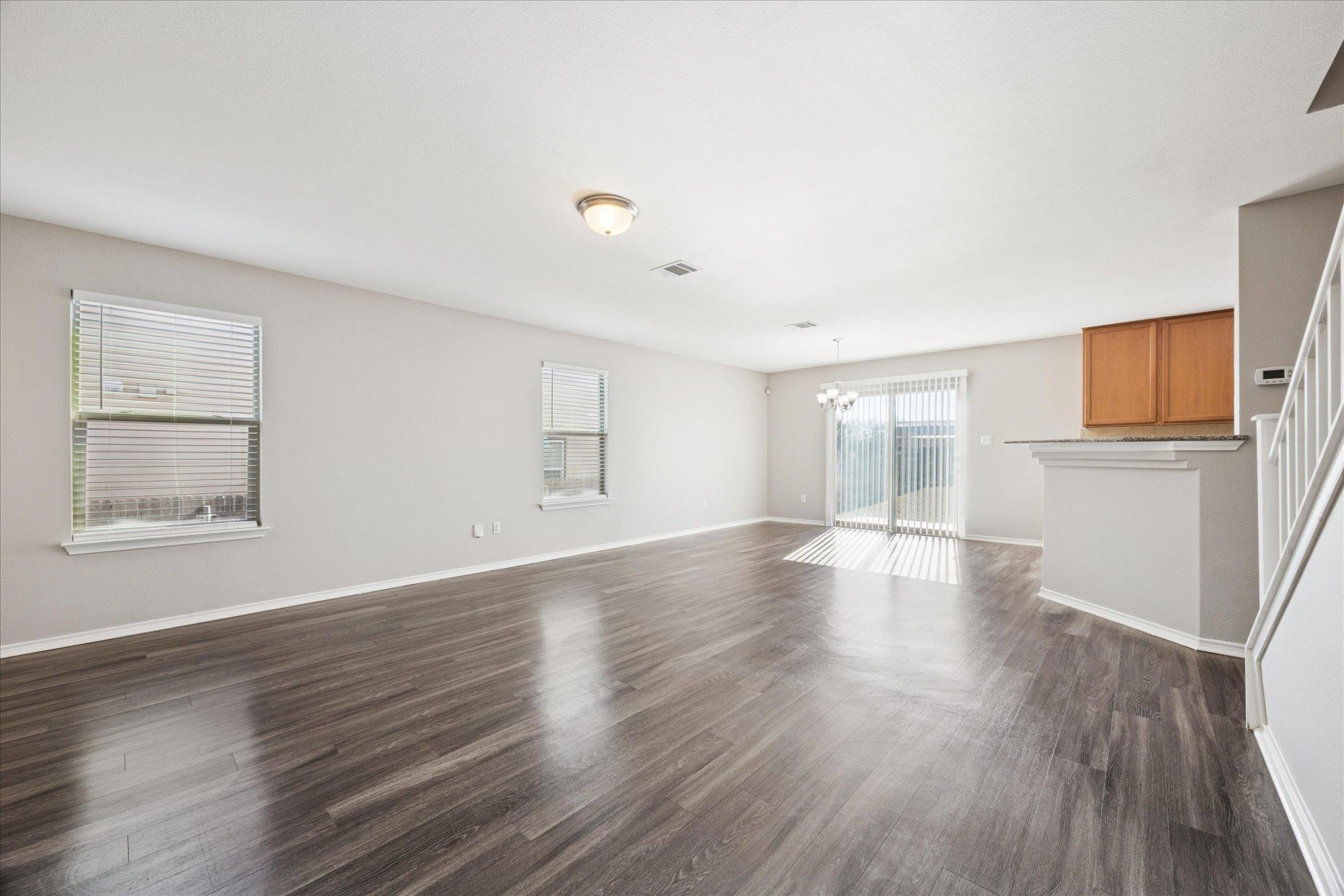 350 Gina Dr, Kyle, TX 78640