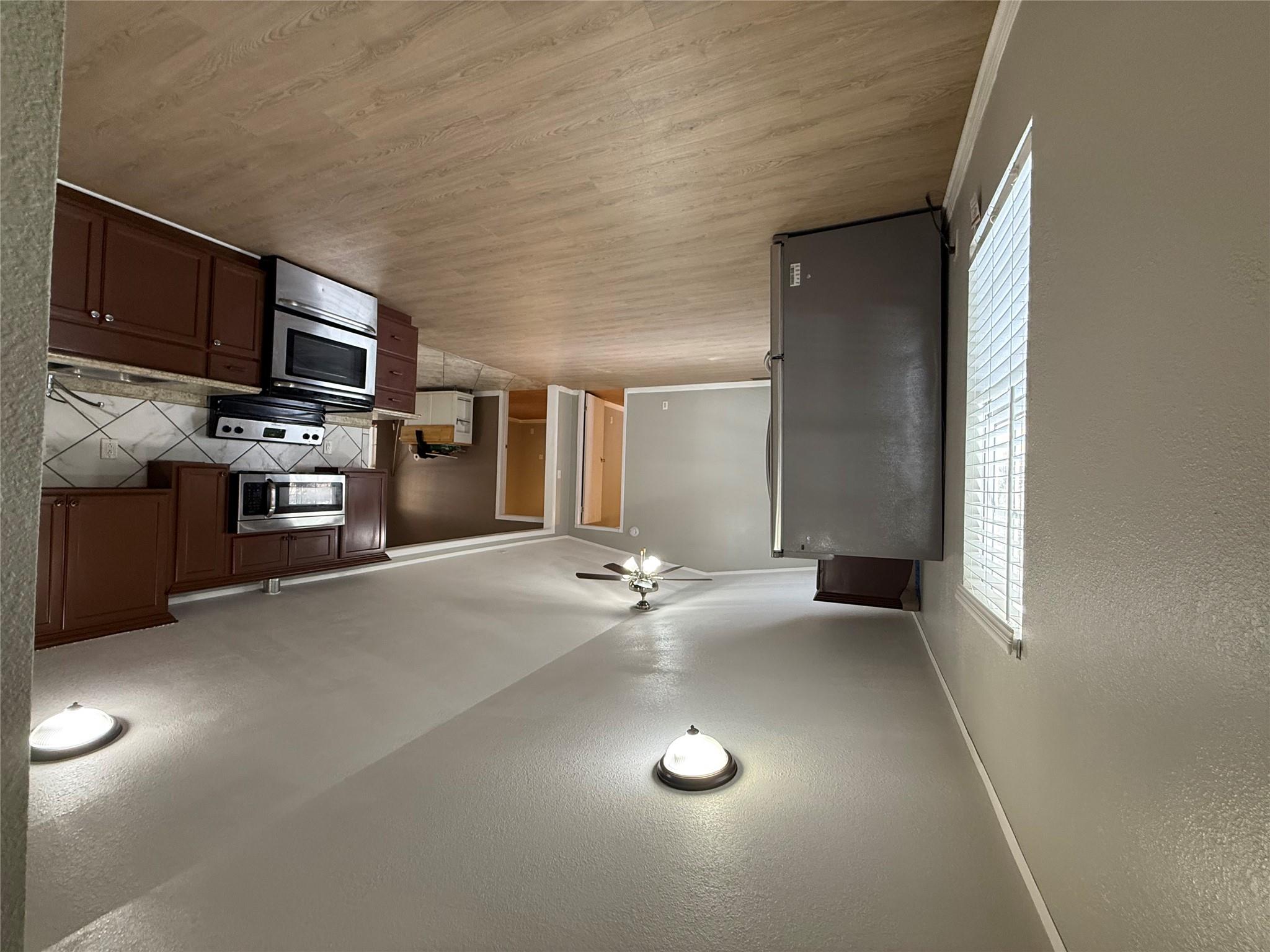 7200 W Fm 487, Florence, TX 76527