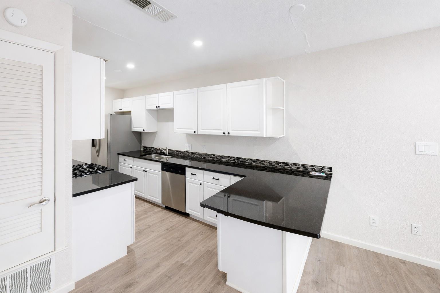 5917 Little Creek Trl, Austin, TX 78744