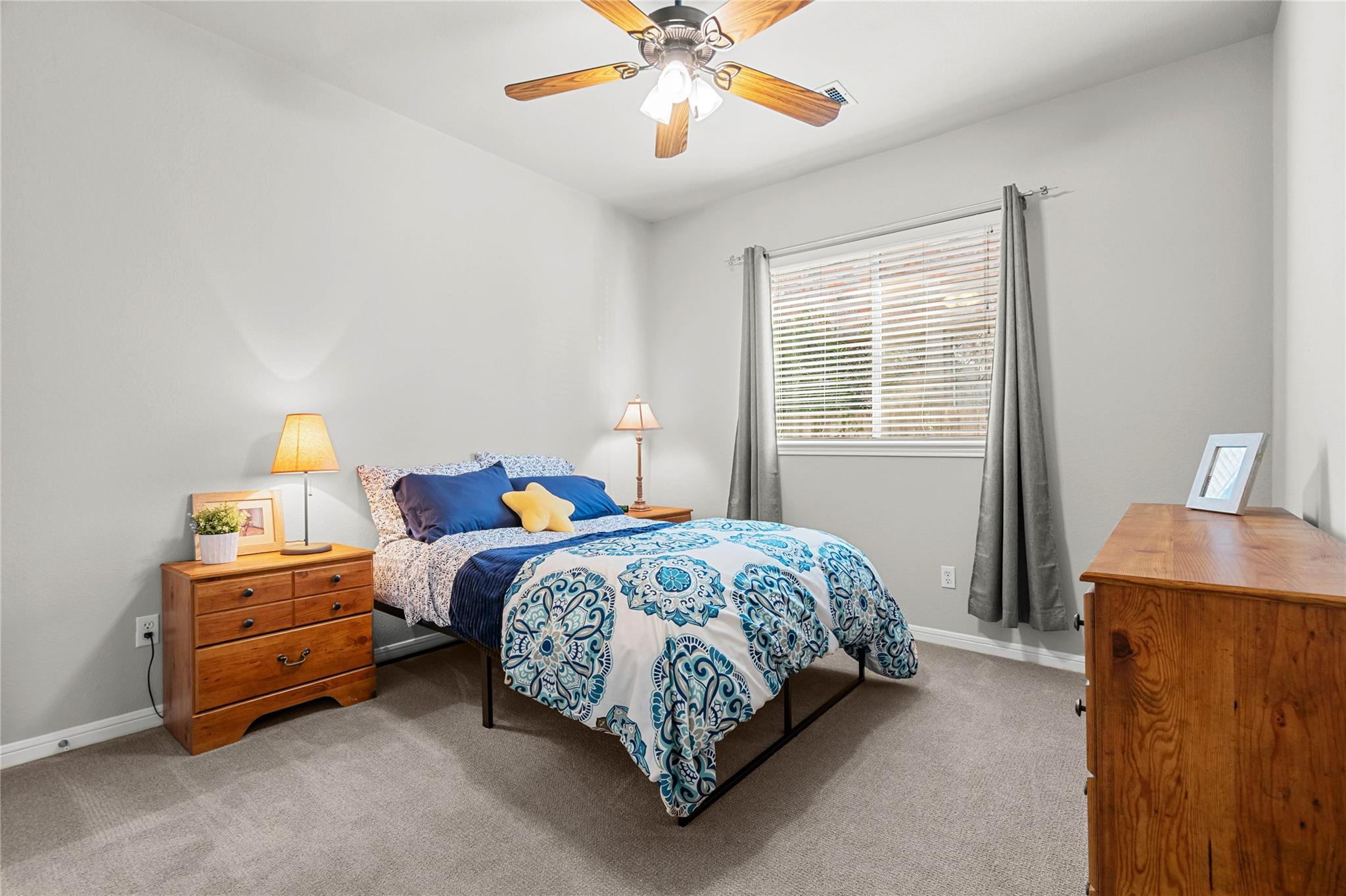 1302 Ridgefield Loop, Round Rock, TX 78665