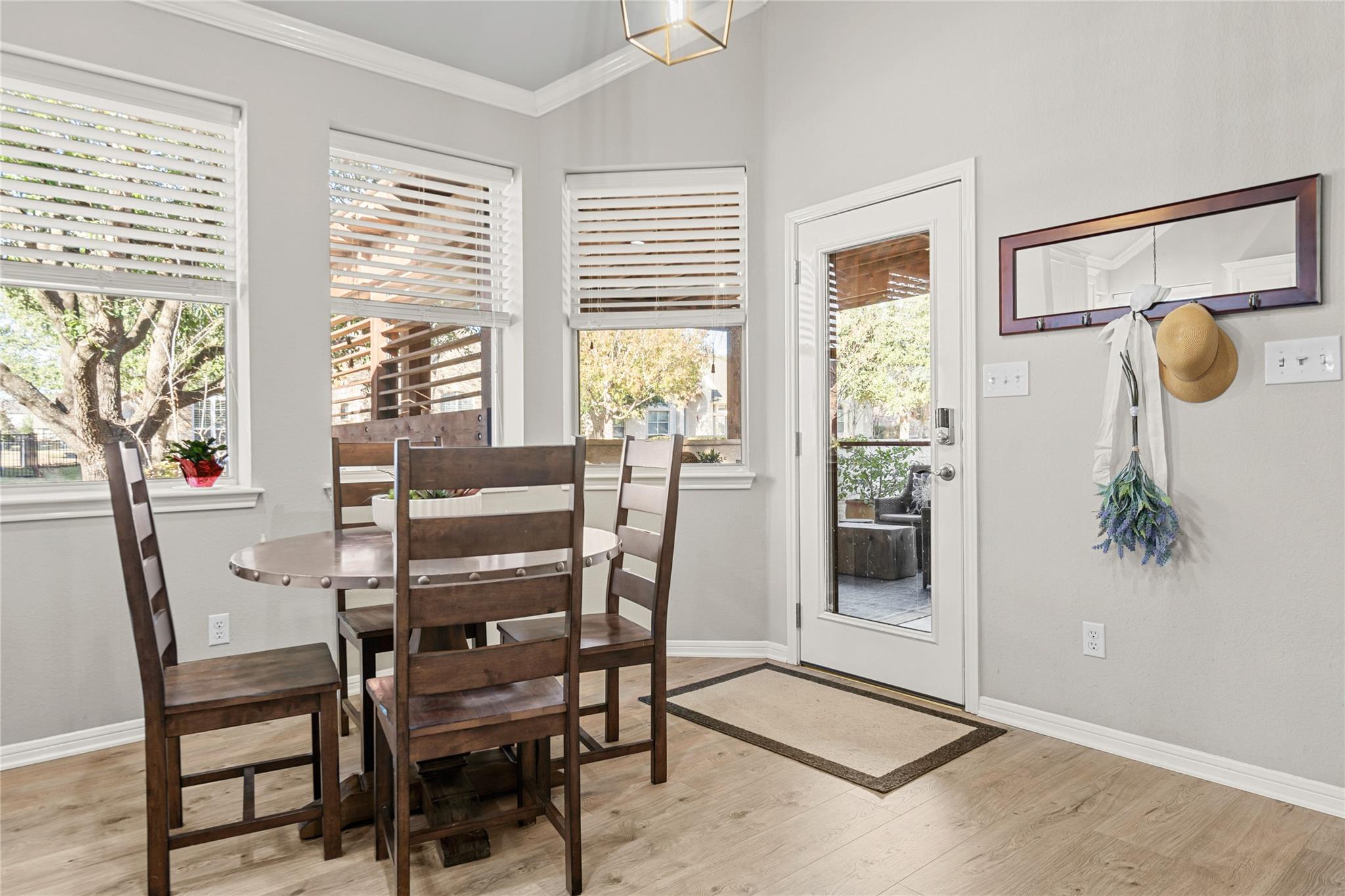 1302 Ridgefield Loop, Round Rock, TX 78665