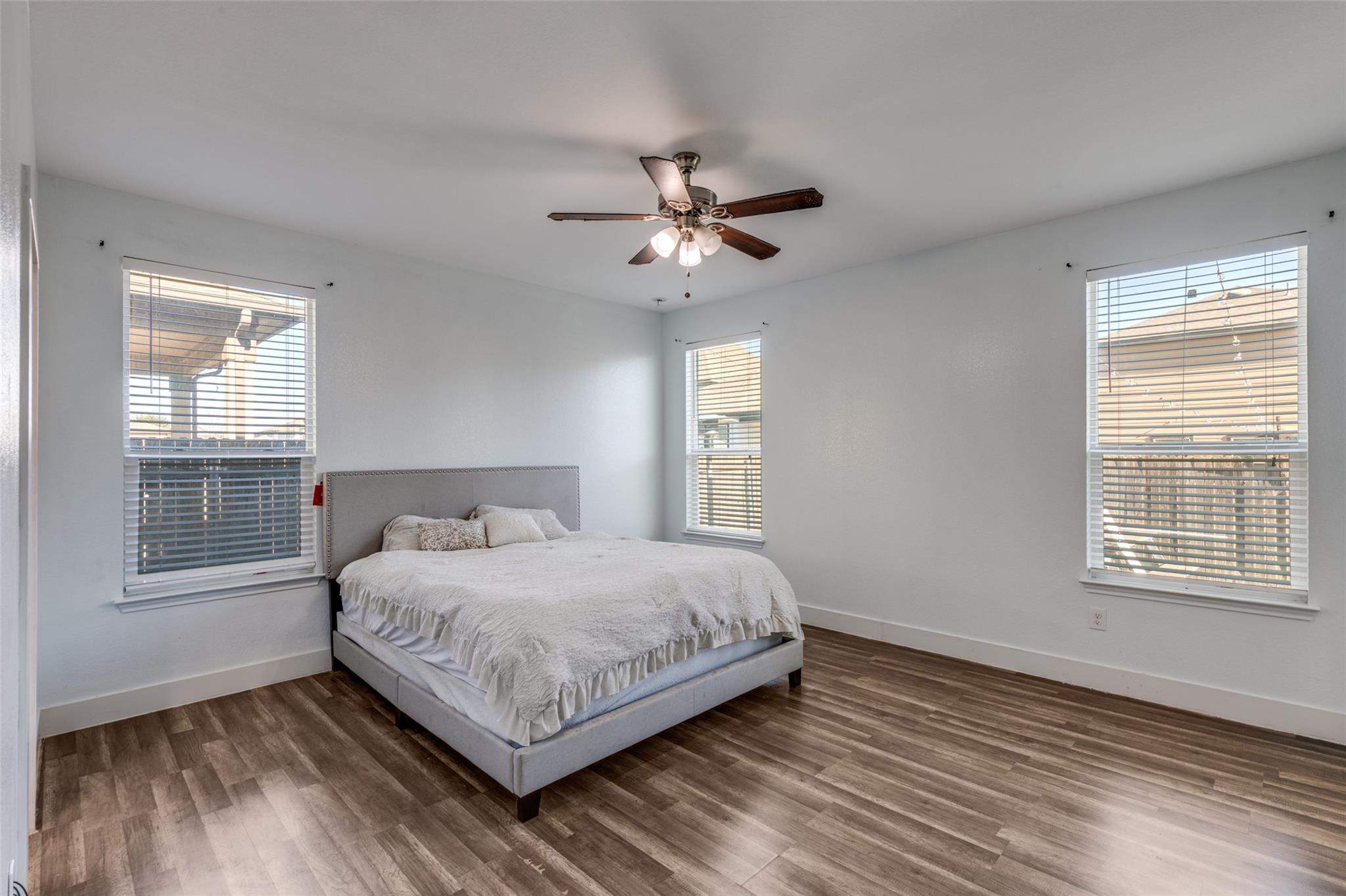 6817 Horseshoe Pond Dr, Del Valle, TX 78617