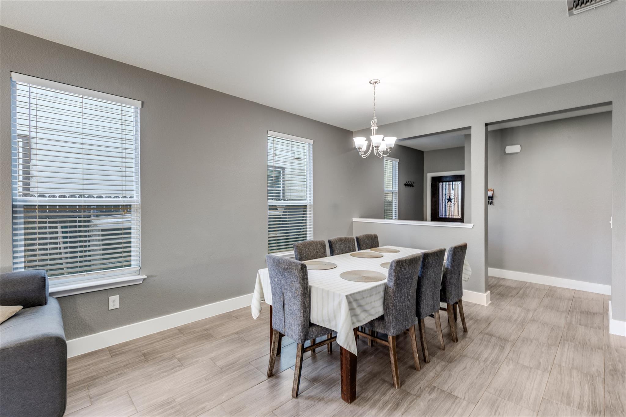 6817 Horseshoe Pond Dr, Del Valle, TX 78617