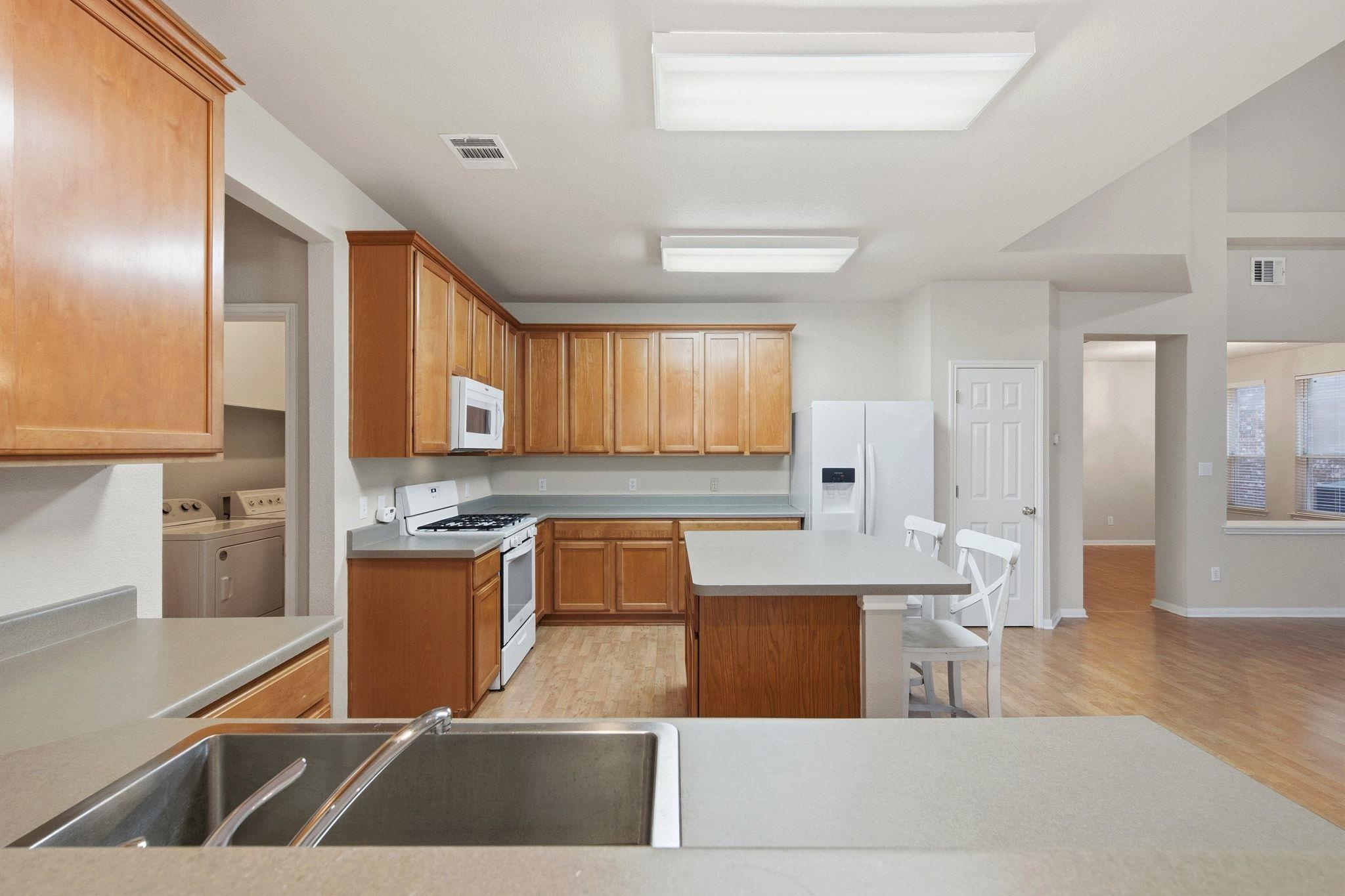 1716 Briarton Ln, Round Rock, TX 78665