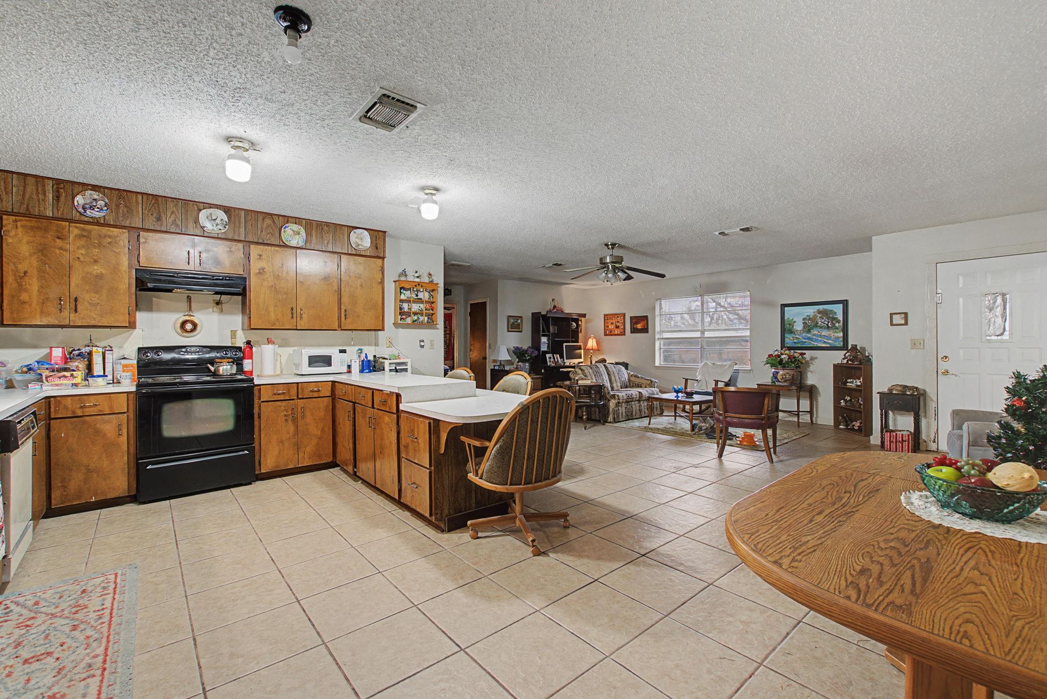 1701 Valley View Ln, Granite Shoals, TX 78654