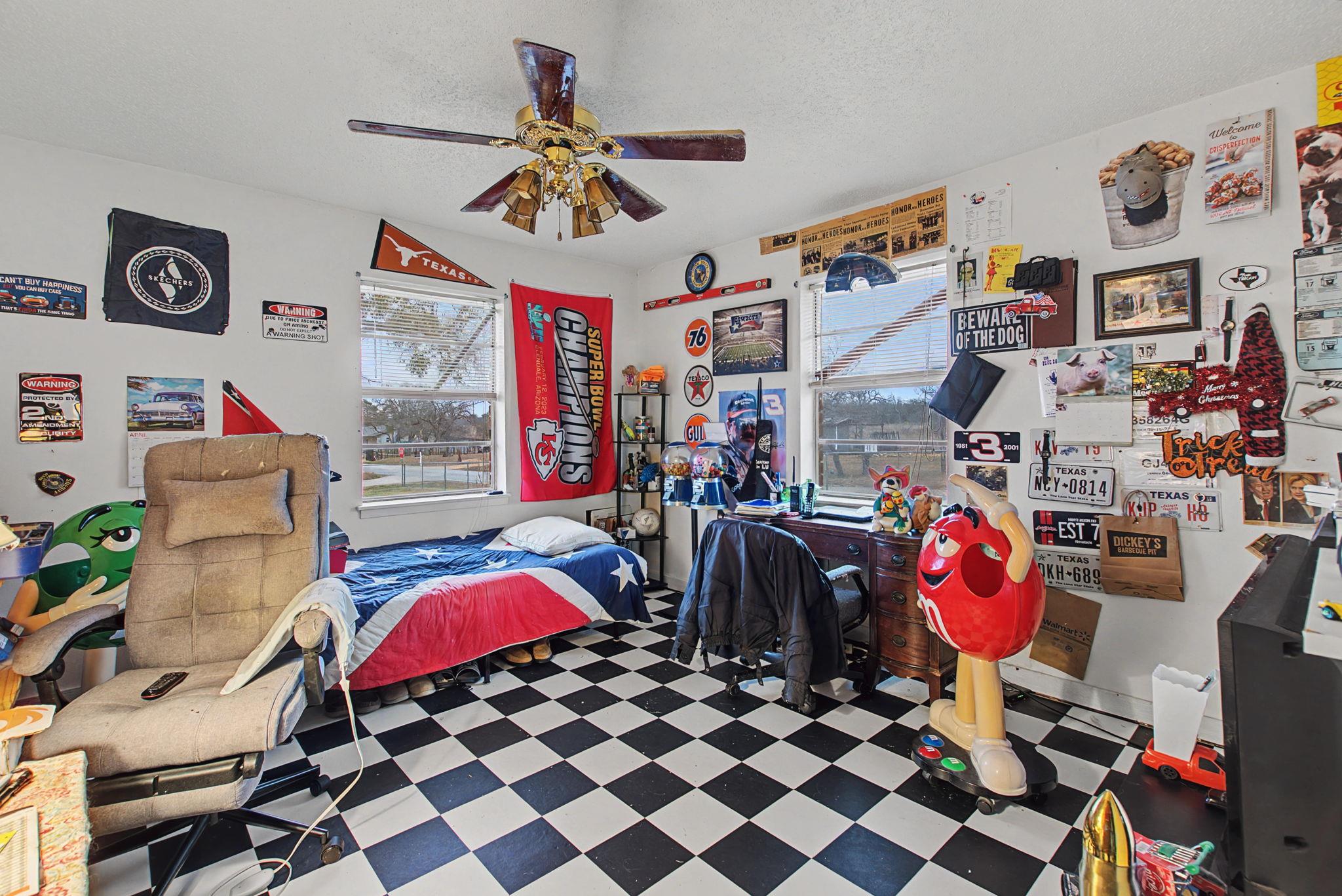 1701 Valley View Ln, Granite Shoals, TX 78654