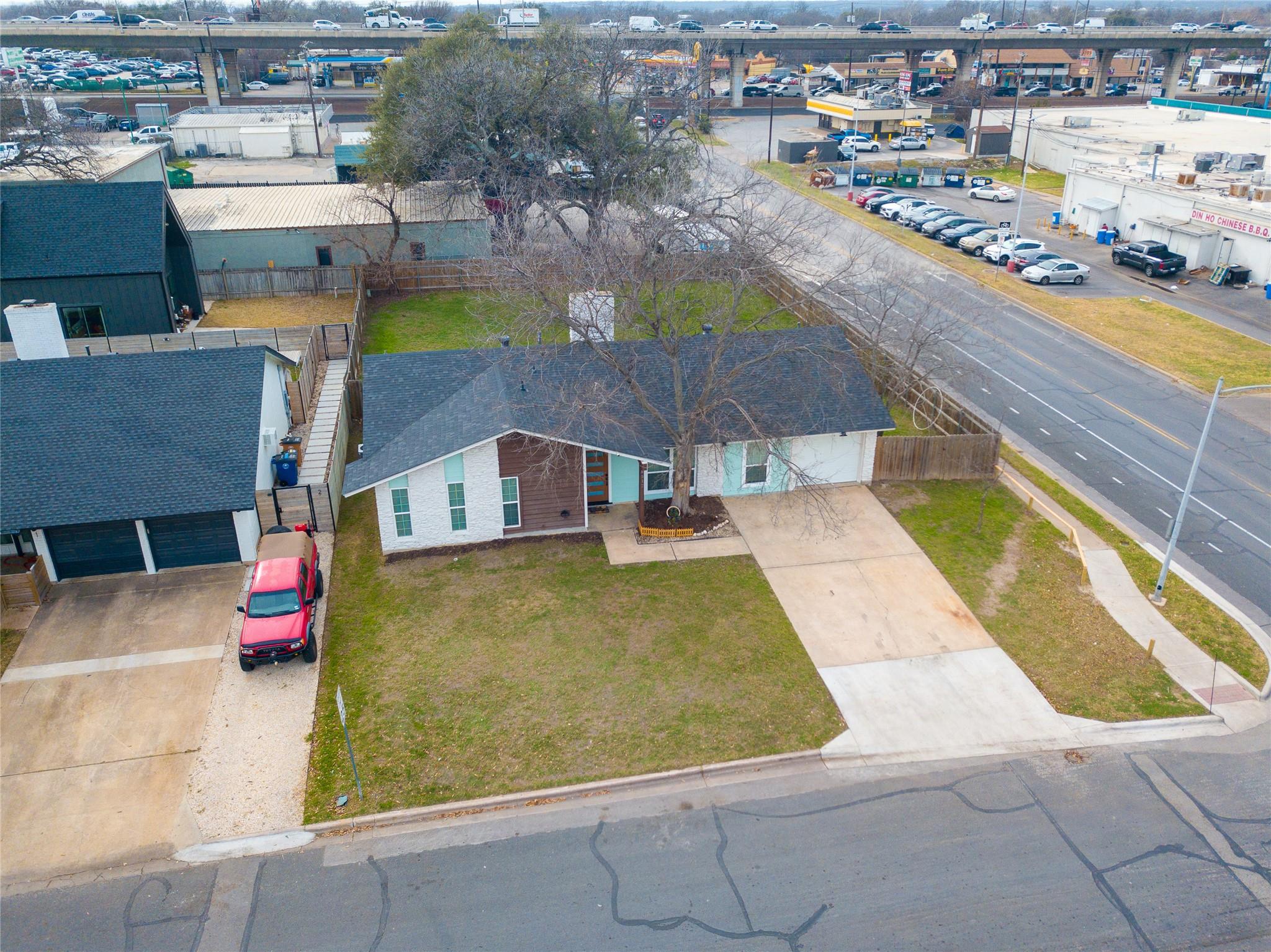 8512 Remington Ln, Austin, TX 78758