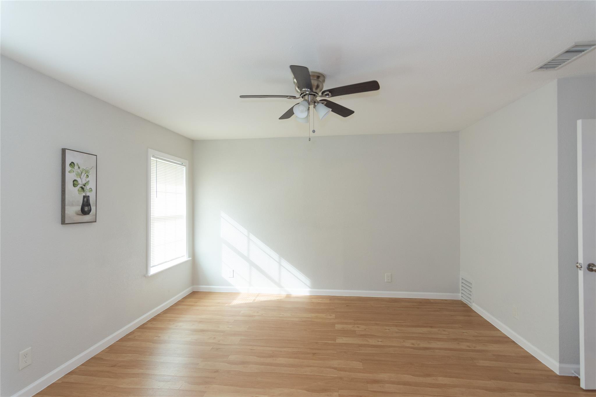 8512 Remington Ln, Austin, TX 78758