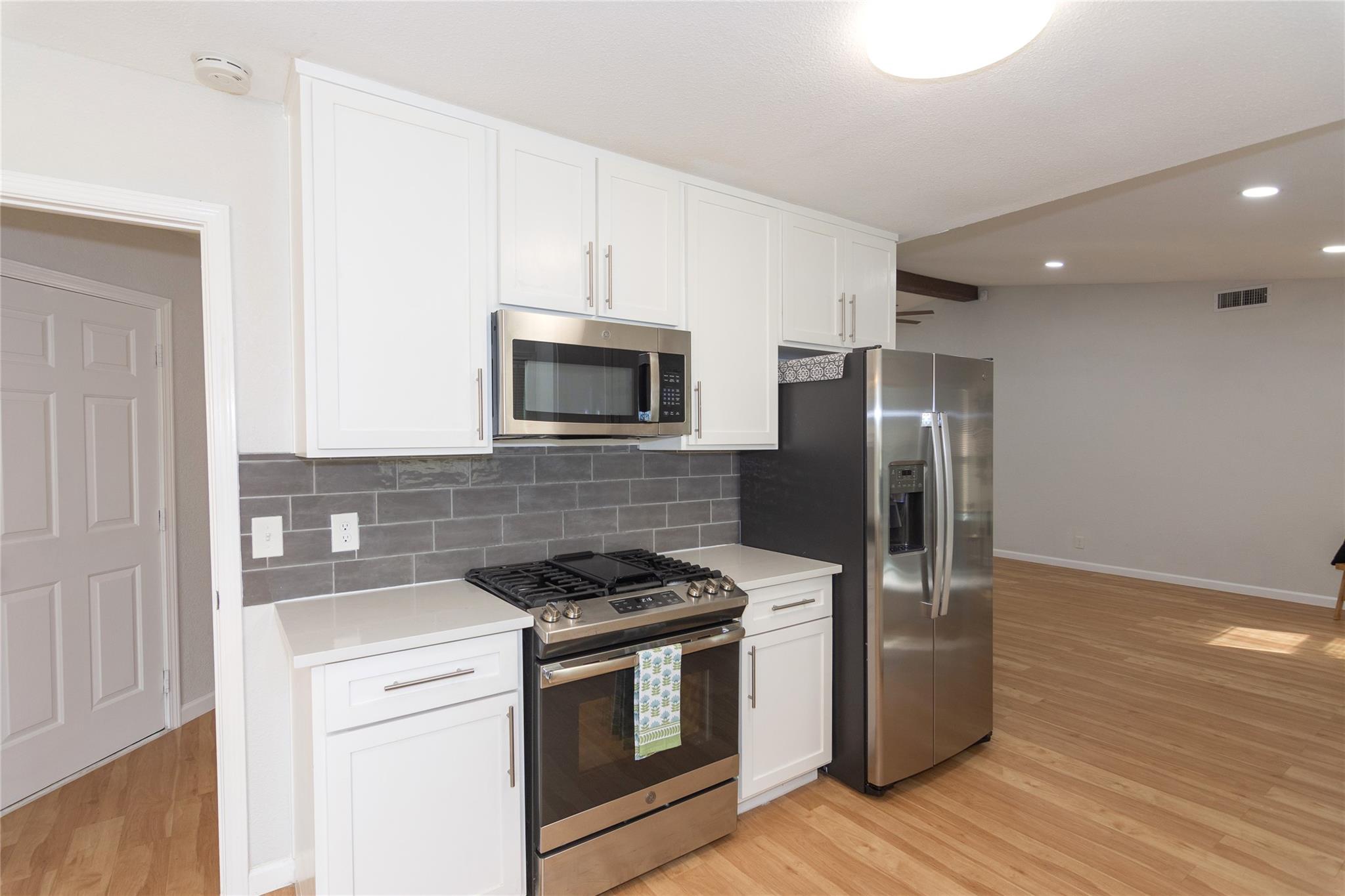 8512 Remington Ln, Austin, TX 78758