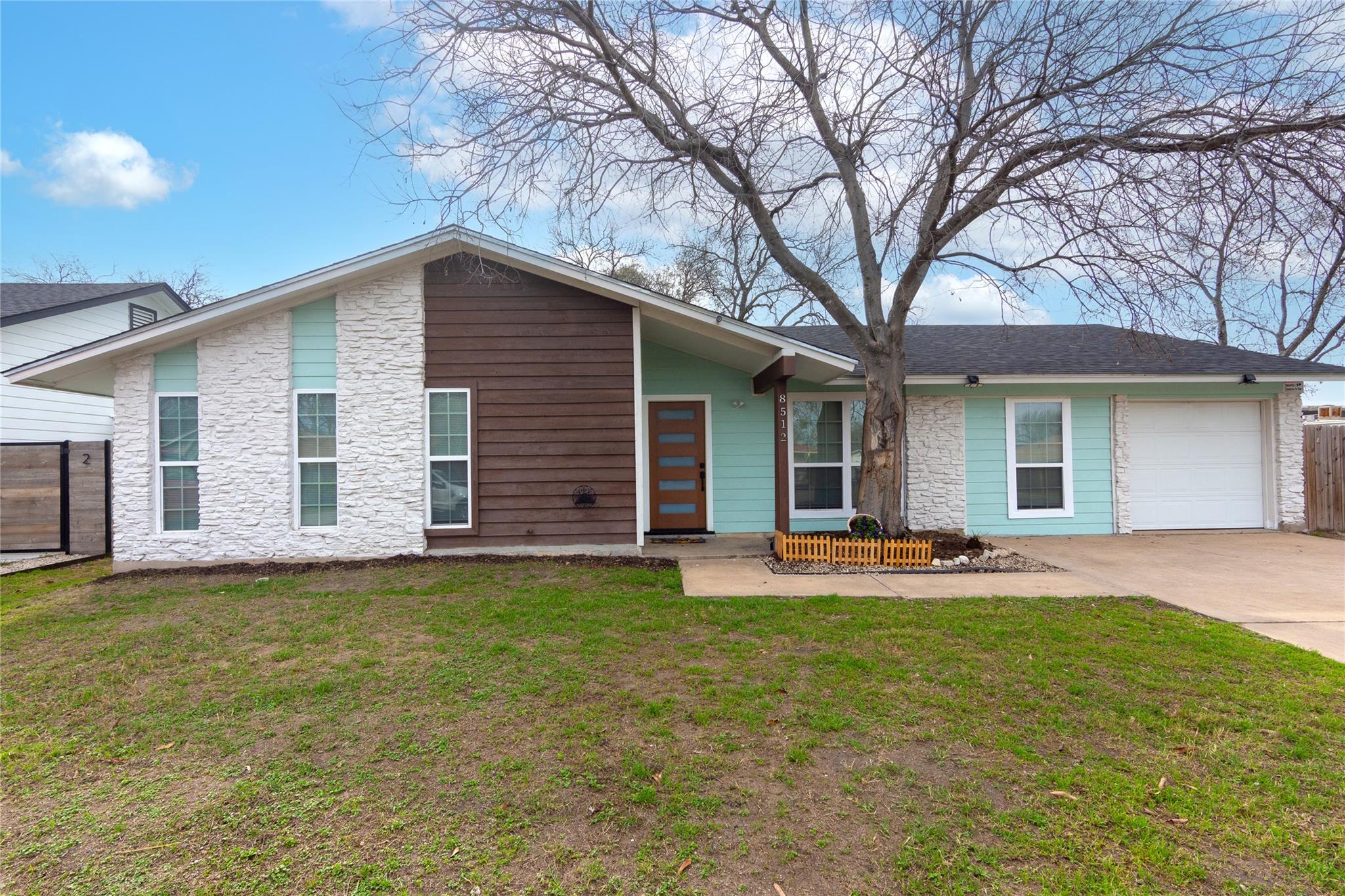 8512 Remington Ln, Austin, TX 78758