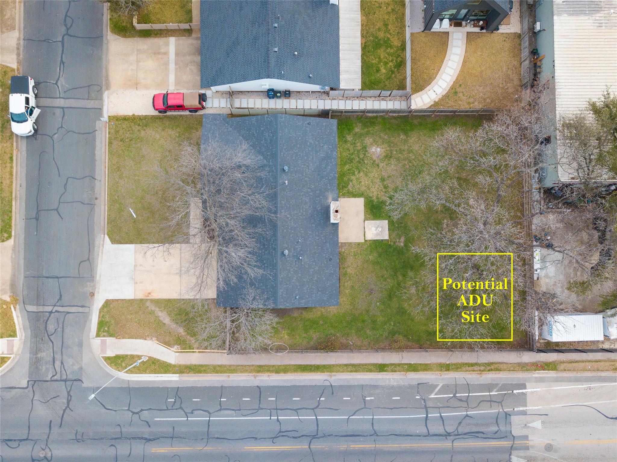 8512 Remington Ln, Austin, TX 78758