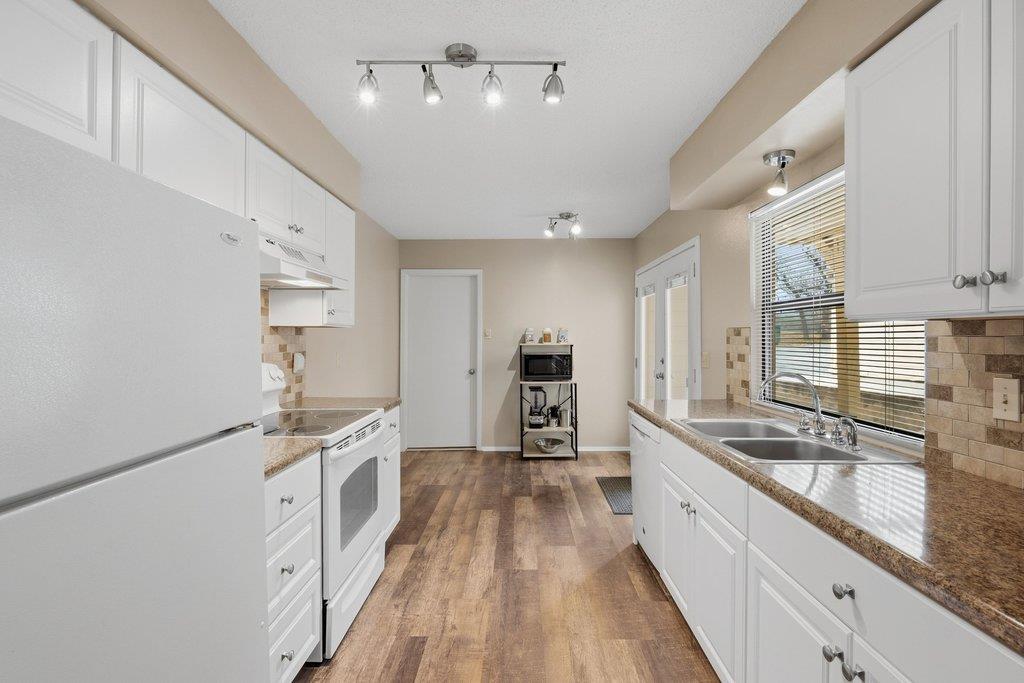 1201 Hi Stirrup # 104, Horseshoe Bay, TX 78657