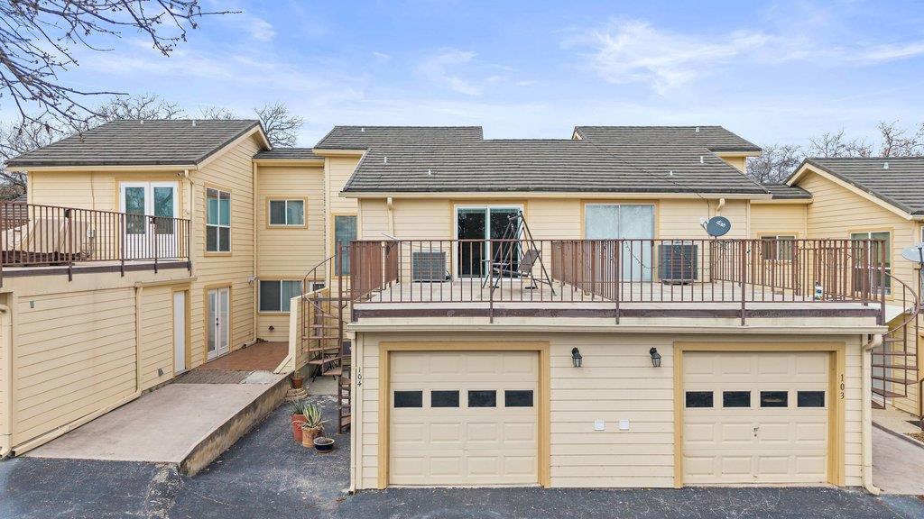 1201 Hi Stirrup # 104, Horseshoe Bay, TX 78657