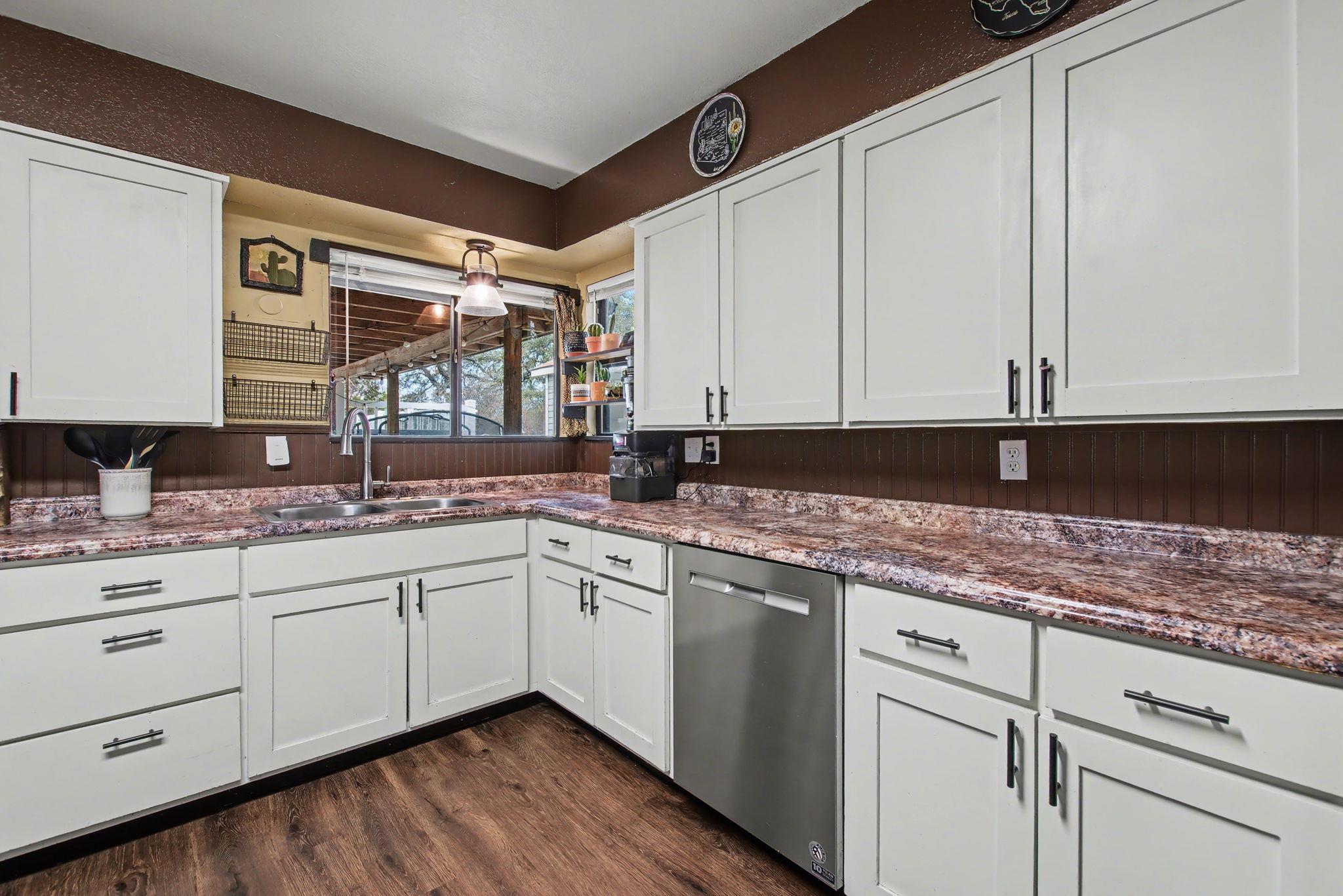 1109 County Road 132A, Kingsland, TX 78639