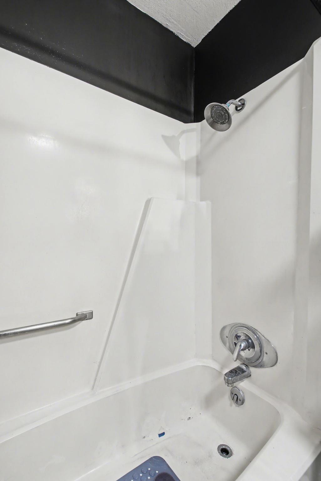 1109 County Road 132A, Kingsland, TX 78639