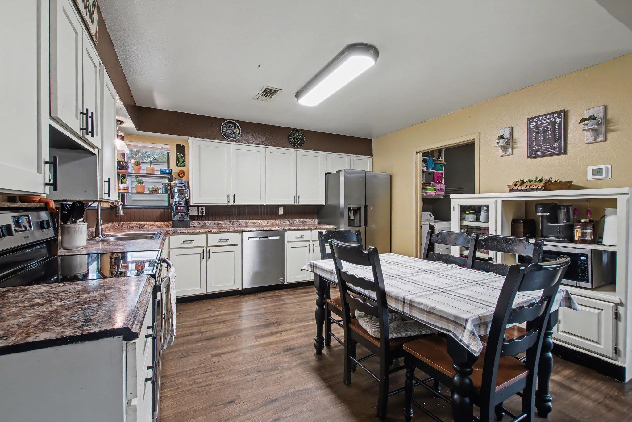 1109 County Road 132A, Kingsland, TX 78639