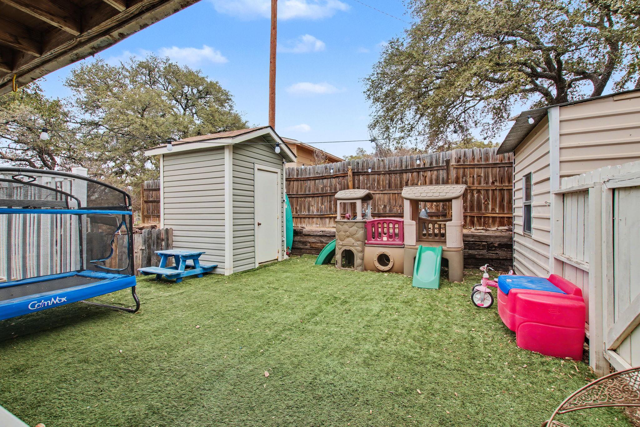 1109 County Road 132A, Kingsland, TX 78639