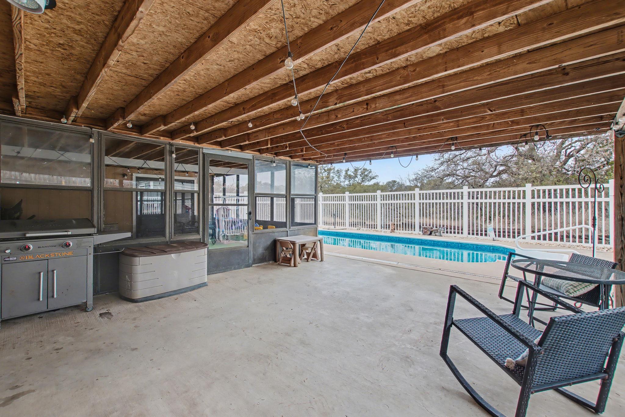 1109 County Road 132A, Kingsland, TX 78639