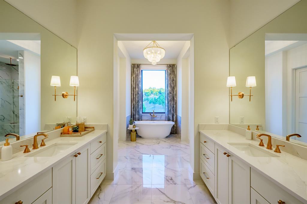 701 N Angel Light Dr, Spicewood, TX 78669