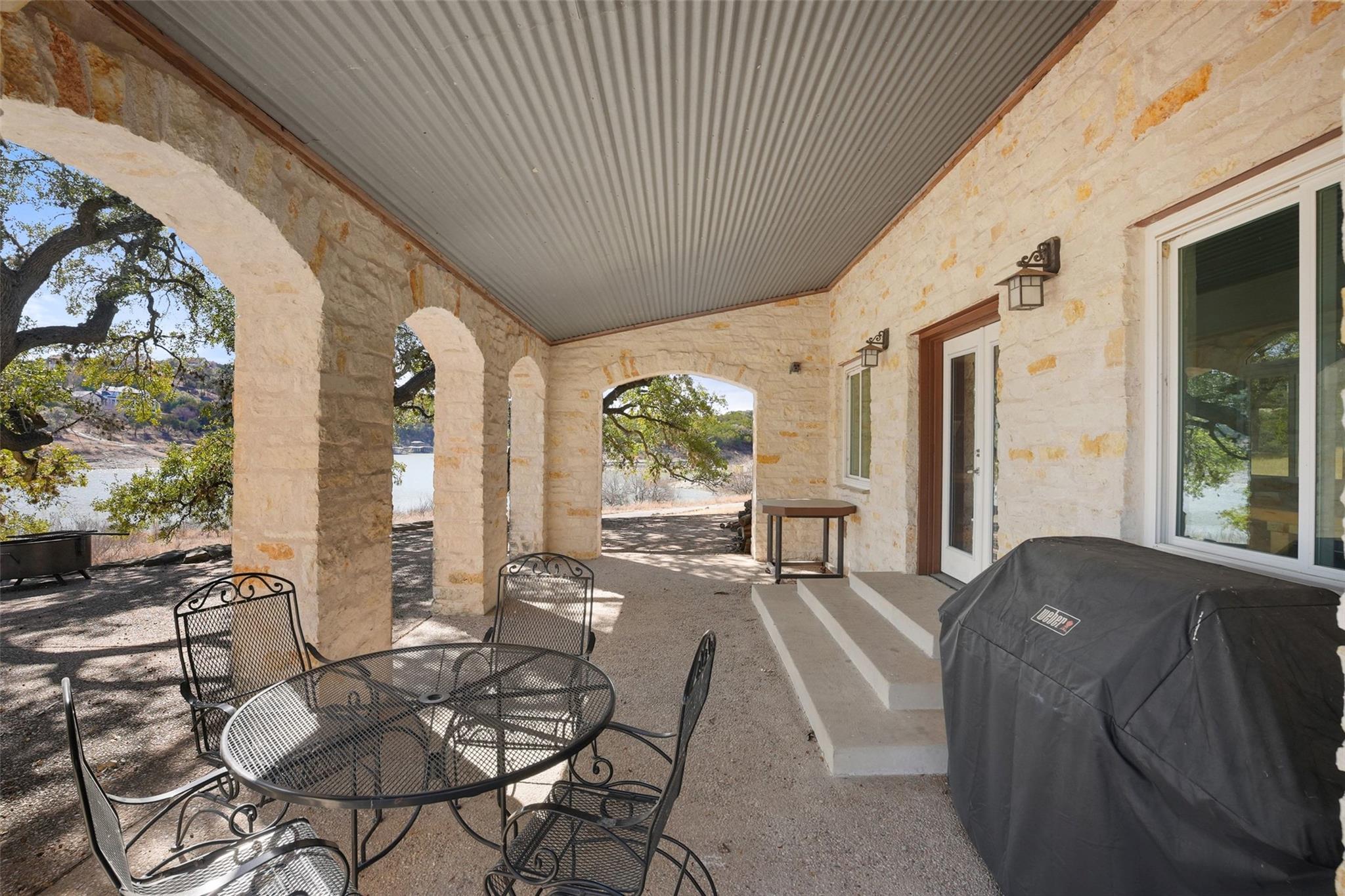 701 N Angel Light Dr, Spicewood, TX 78669