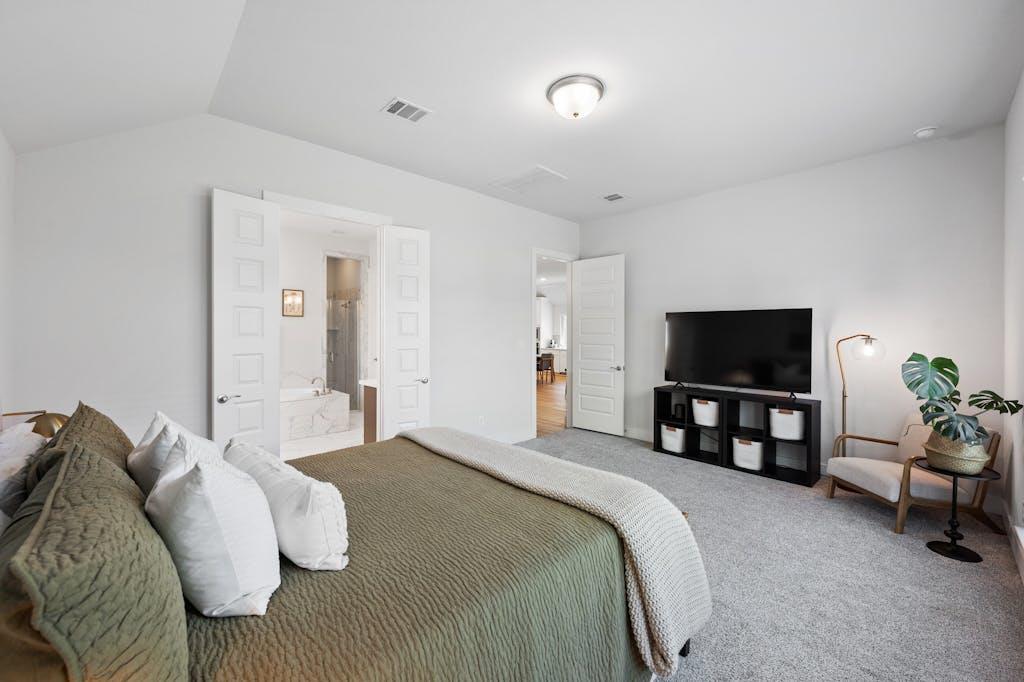 456 Cold River Run, Kyle, TX 78640