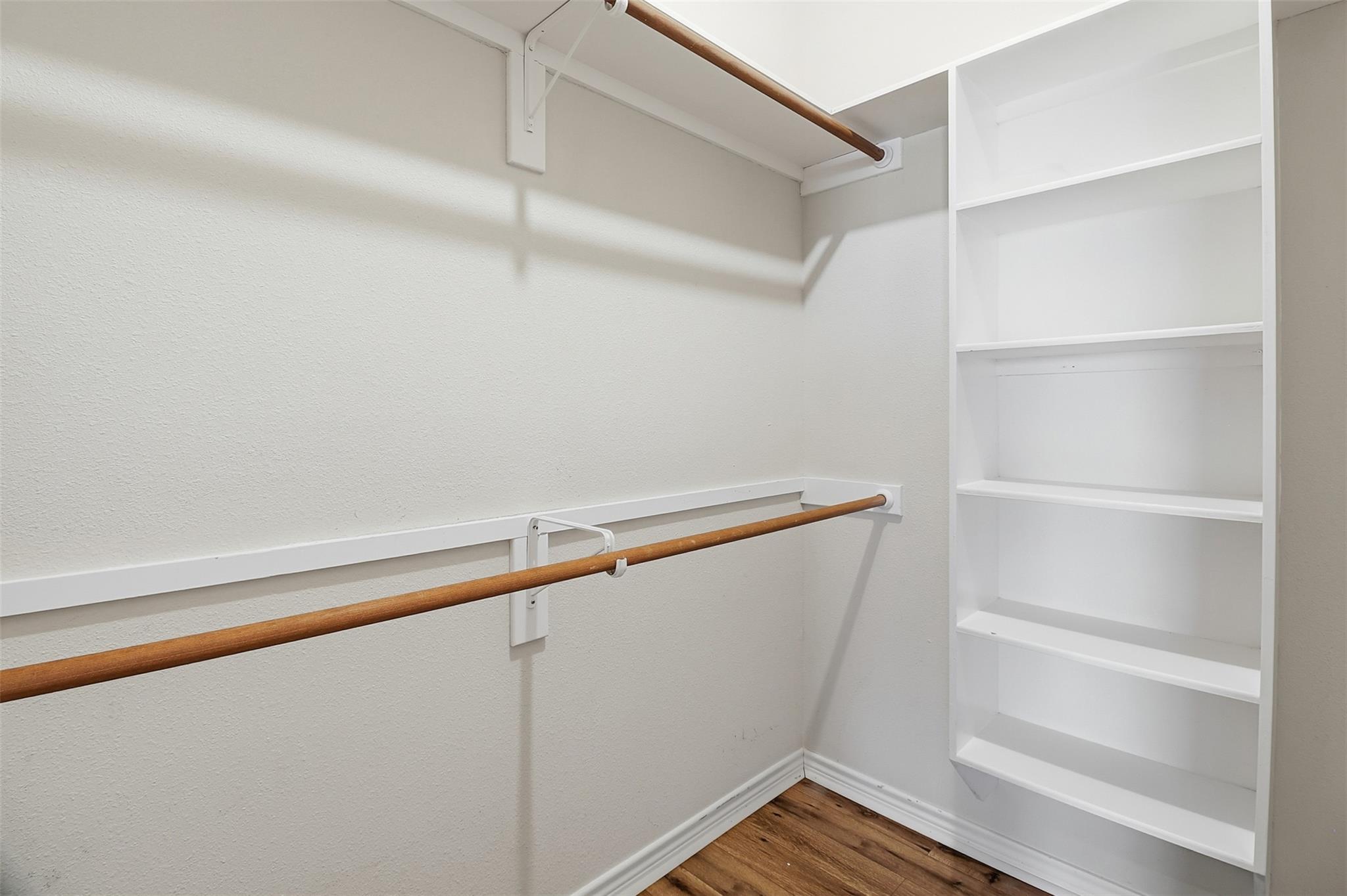 127 Turkey Run, Meadowlakes, TX 78654